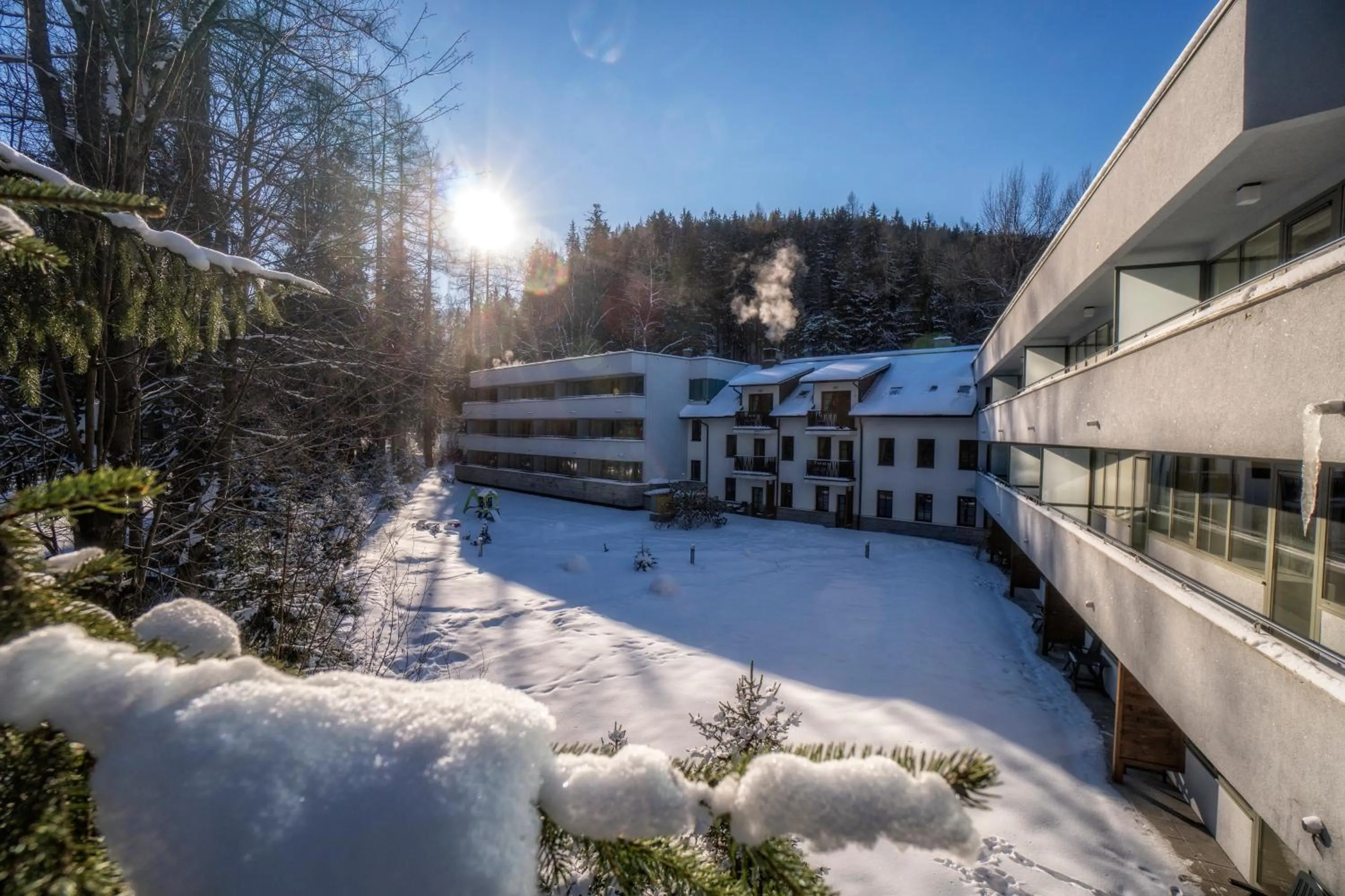 Property building in Hotel Murowanica