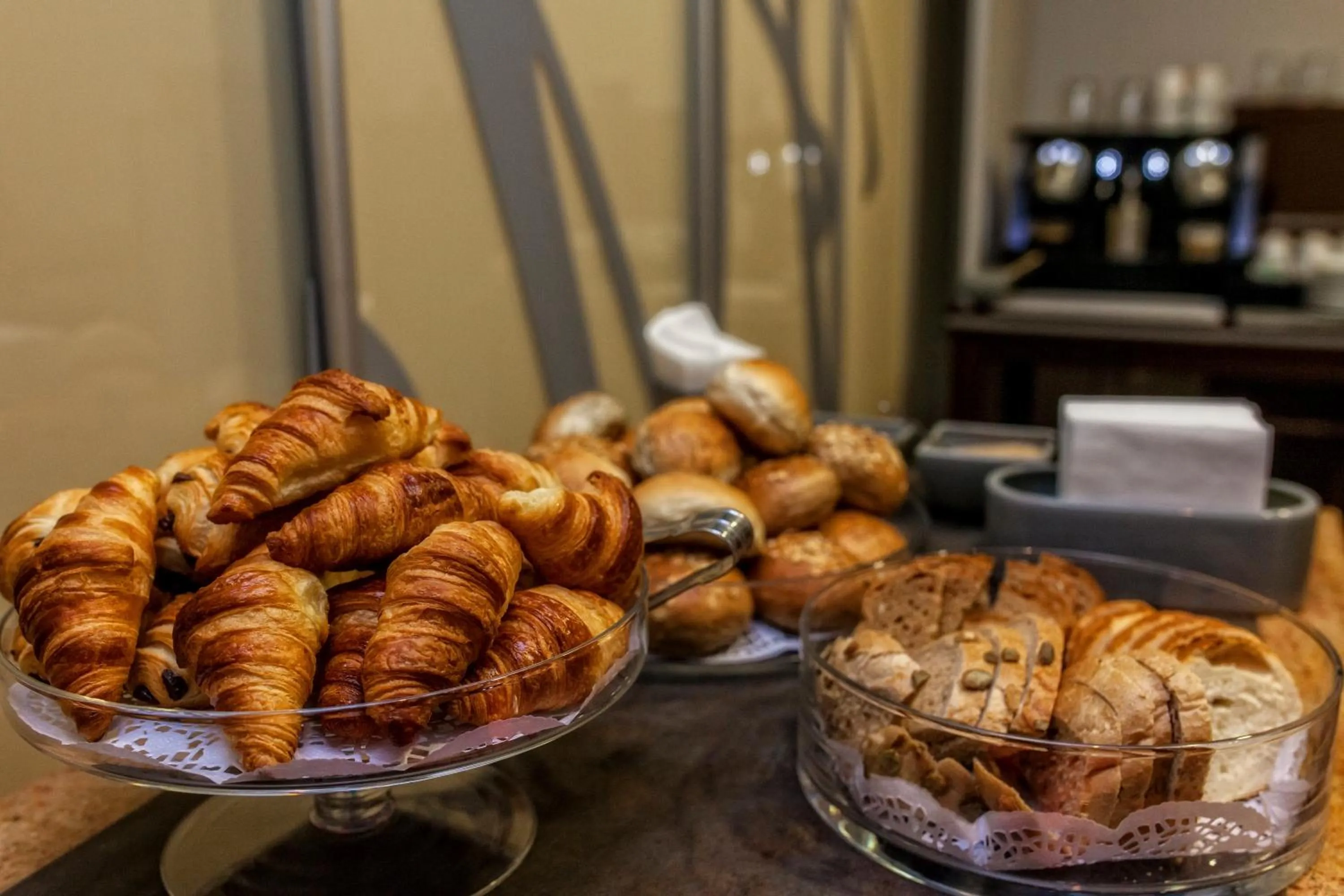 Restaurant/places to eat in Hotel Murowanica