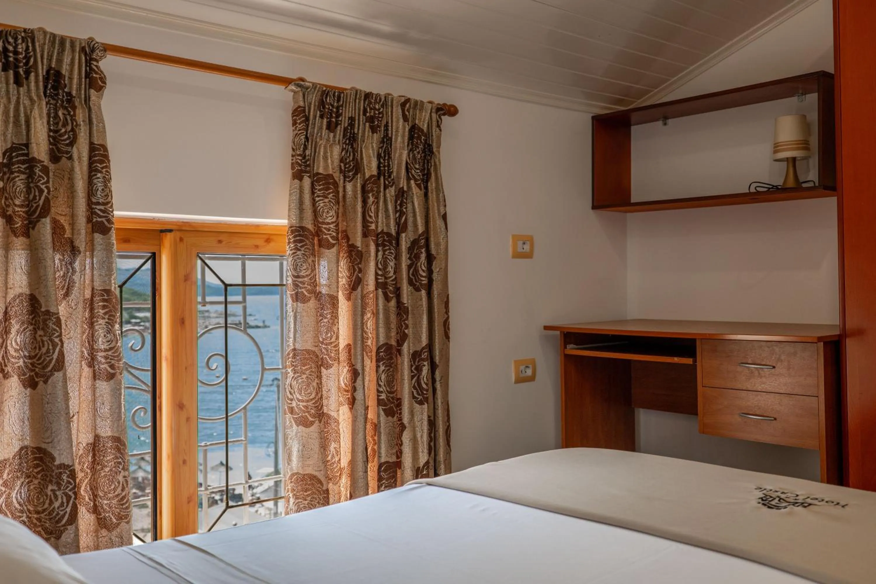 Bedroom, Bed in Hotel Castle