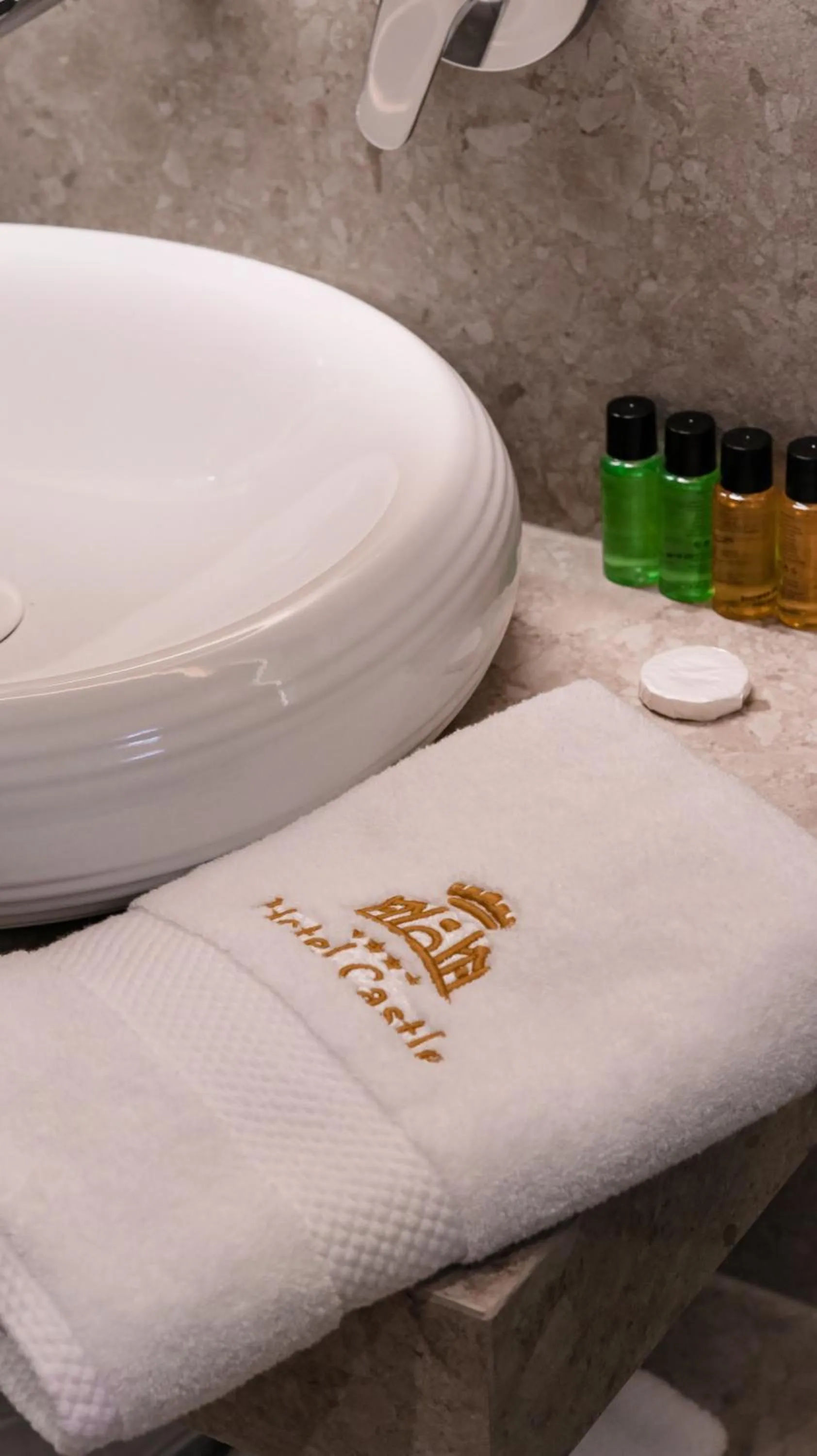 Bathroom in Hotel Castle