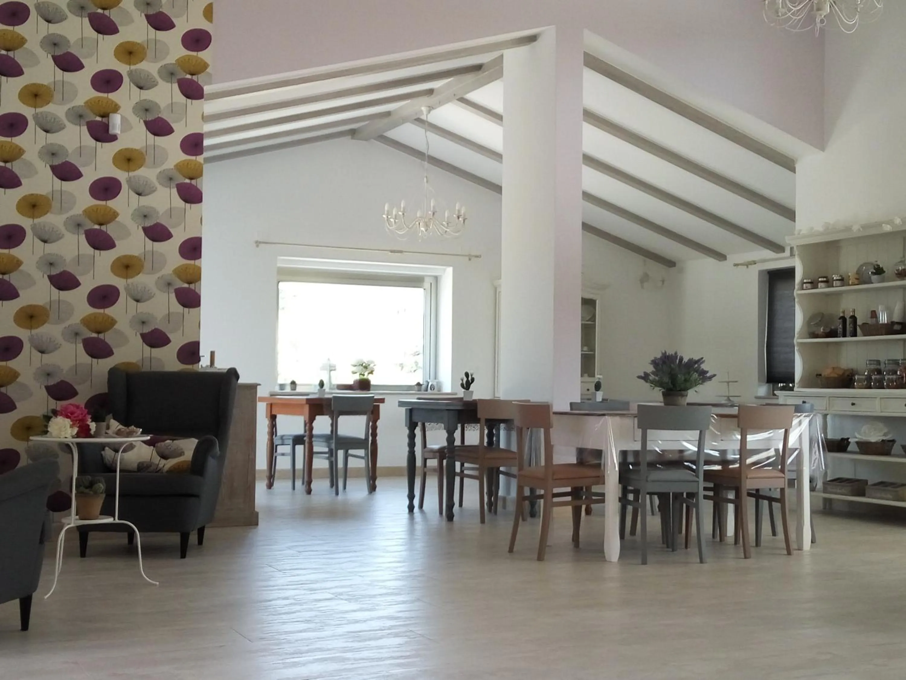 Communal lounge/ TV room in Villaggio Cristina