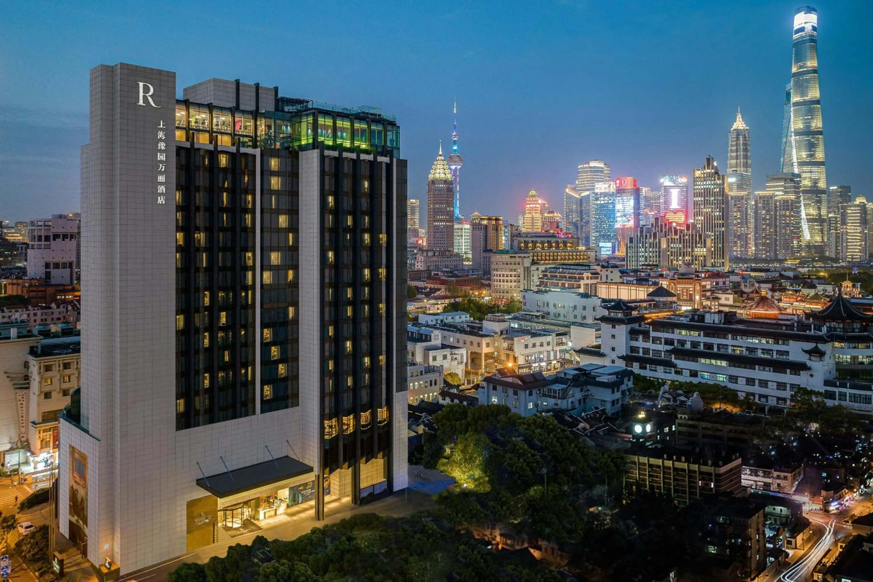 Property building in Renaissance Shanghai Yu Garden Hotel on the Bund