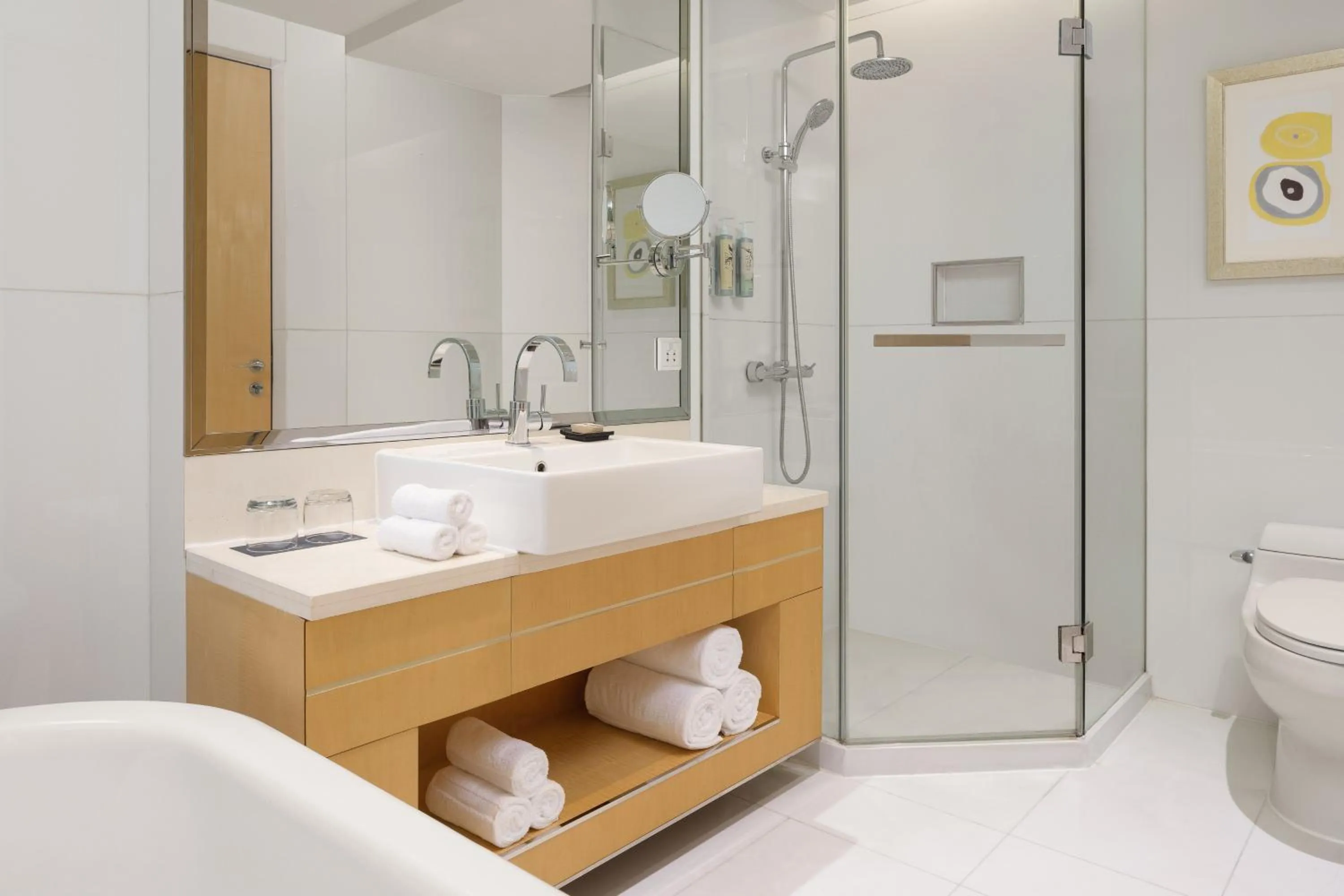 Toilet in Renaissance Shanghai Yu Garden Hotel on the Bund