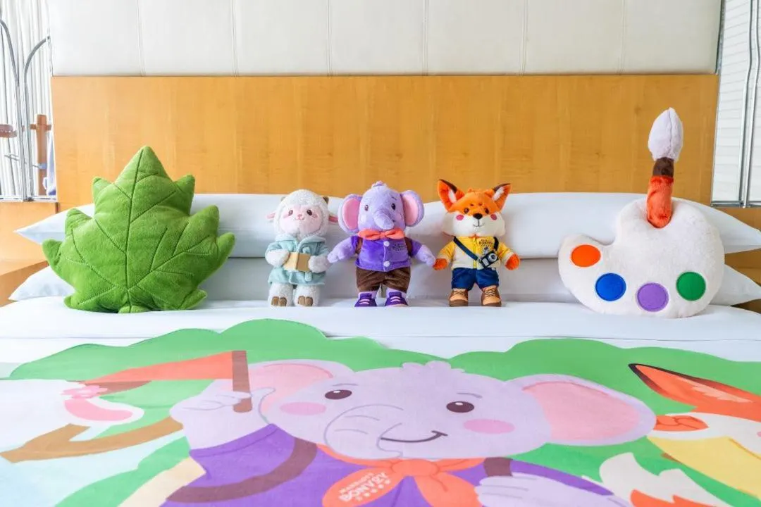 Renaissance Shanghai Yu Garden Hotel on the Bund