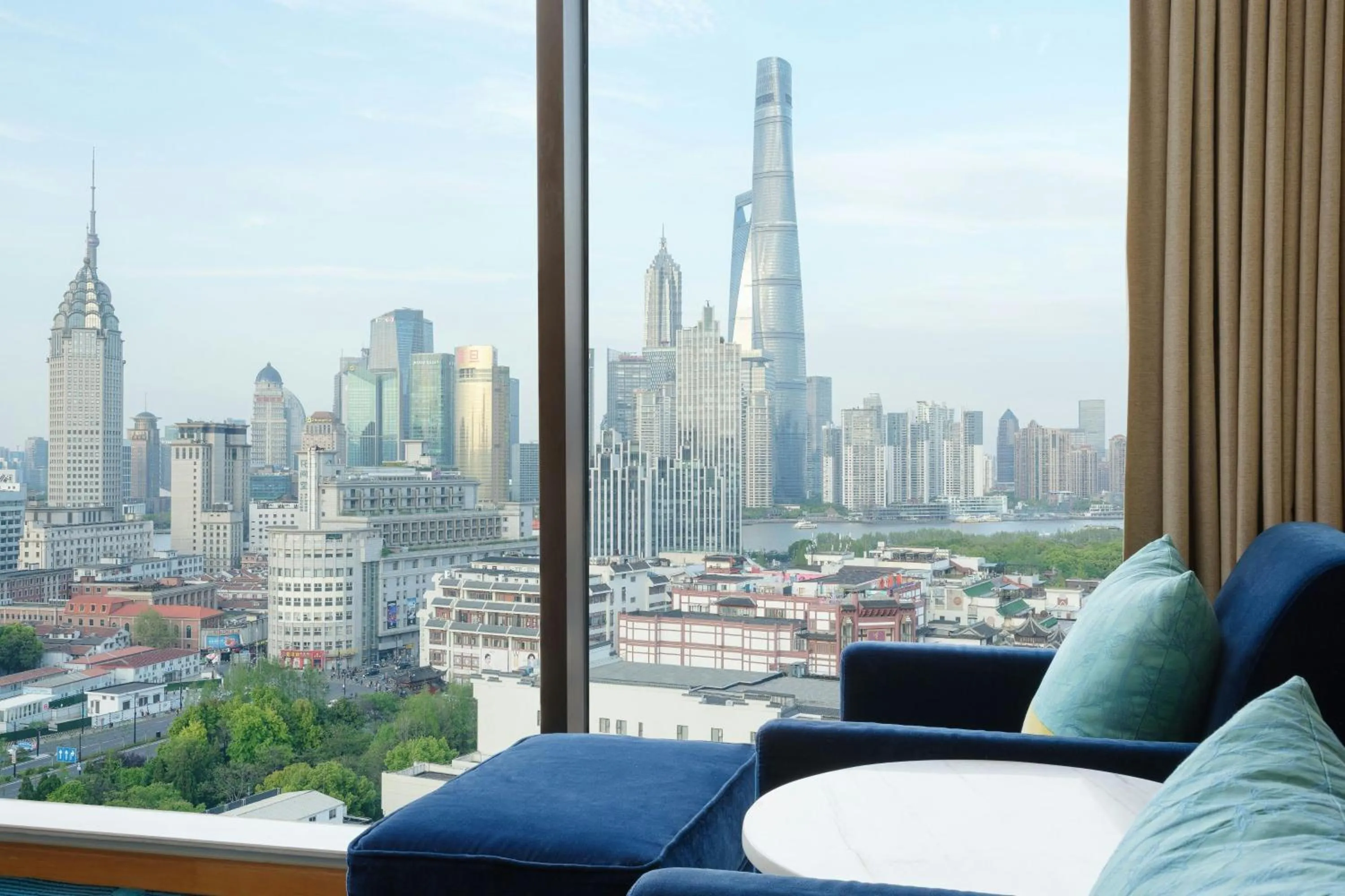 Photo of the whole room in Renaissance Shanghai Yu Garden Hotel on the Bund