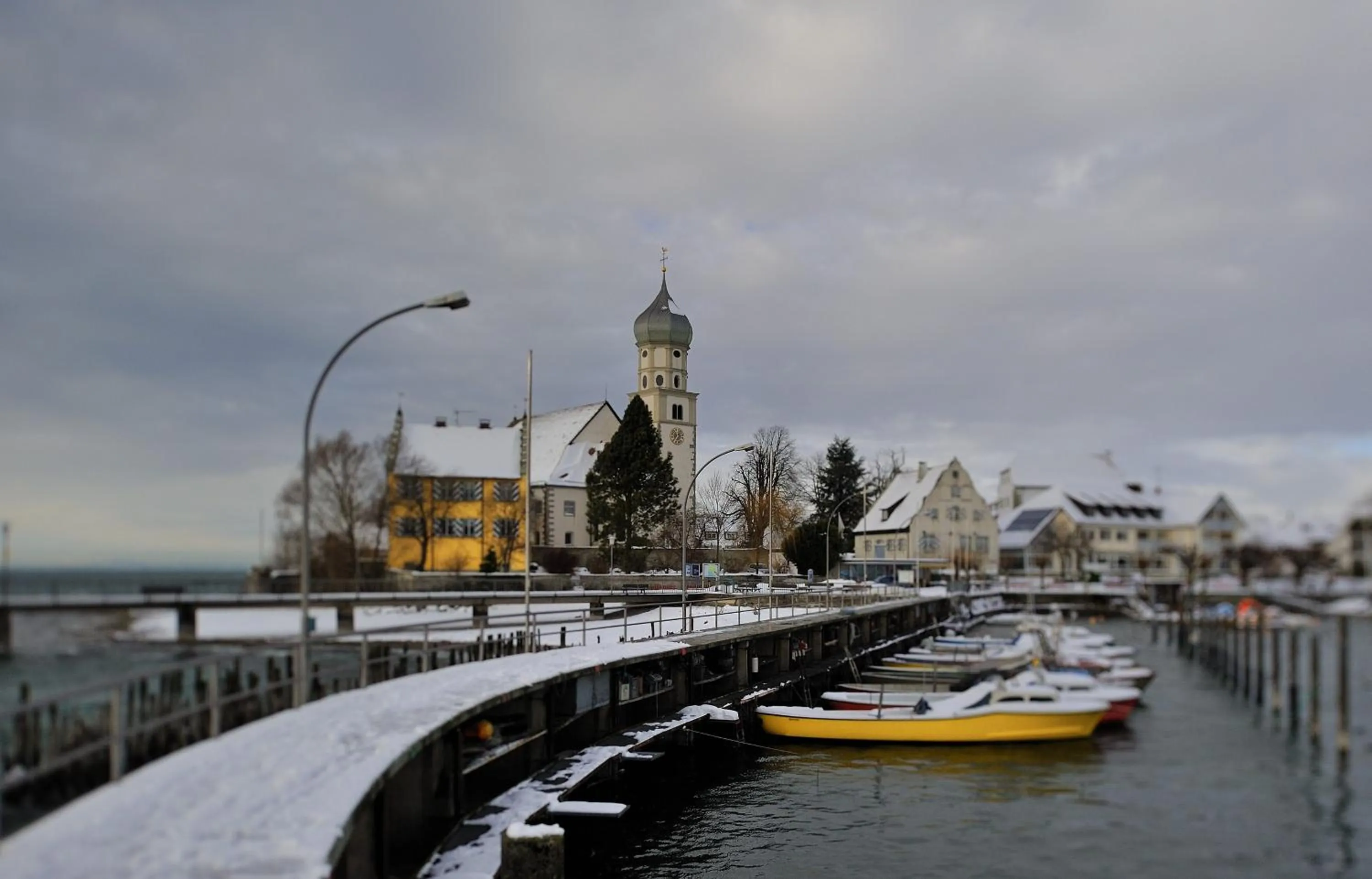 Lake view in Schloss Hotel Wasserburg