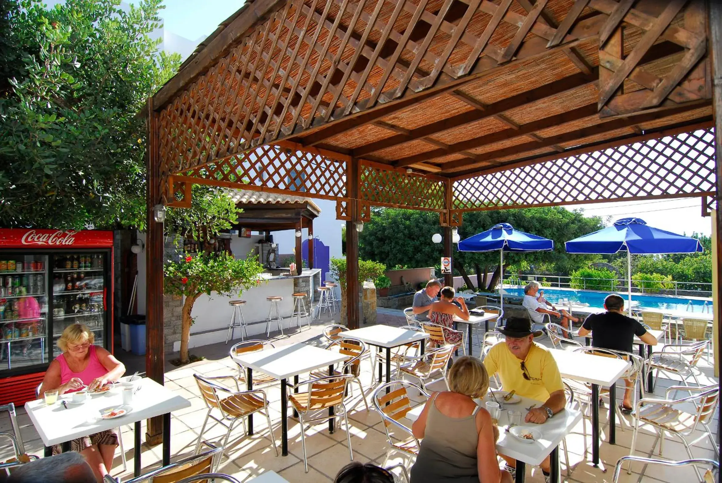 Restaurant/places to eat in Lato hotel Restaurant/places to eat in Lato hotel