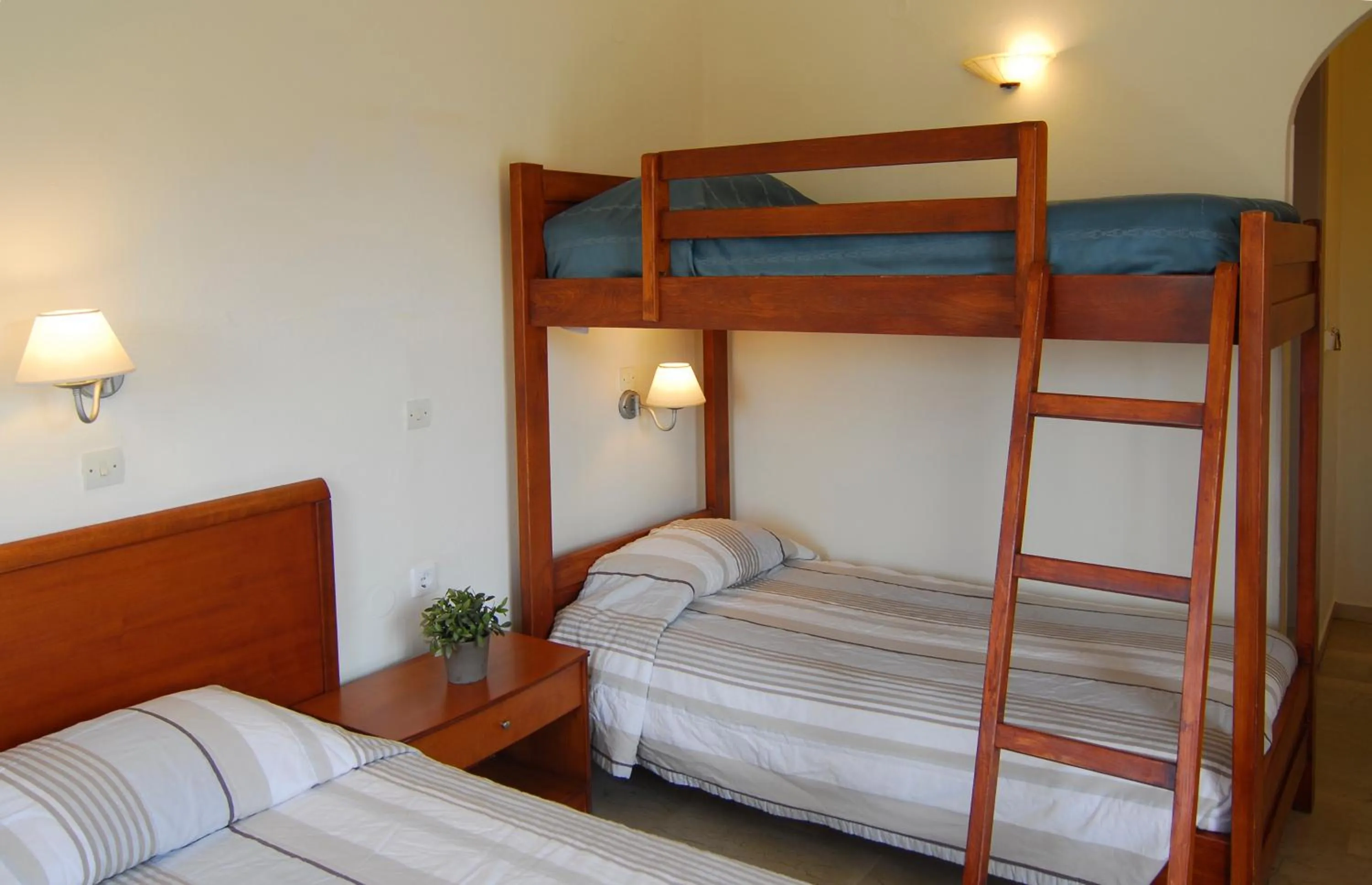 bunk bed in Lato hotel