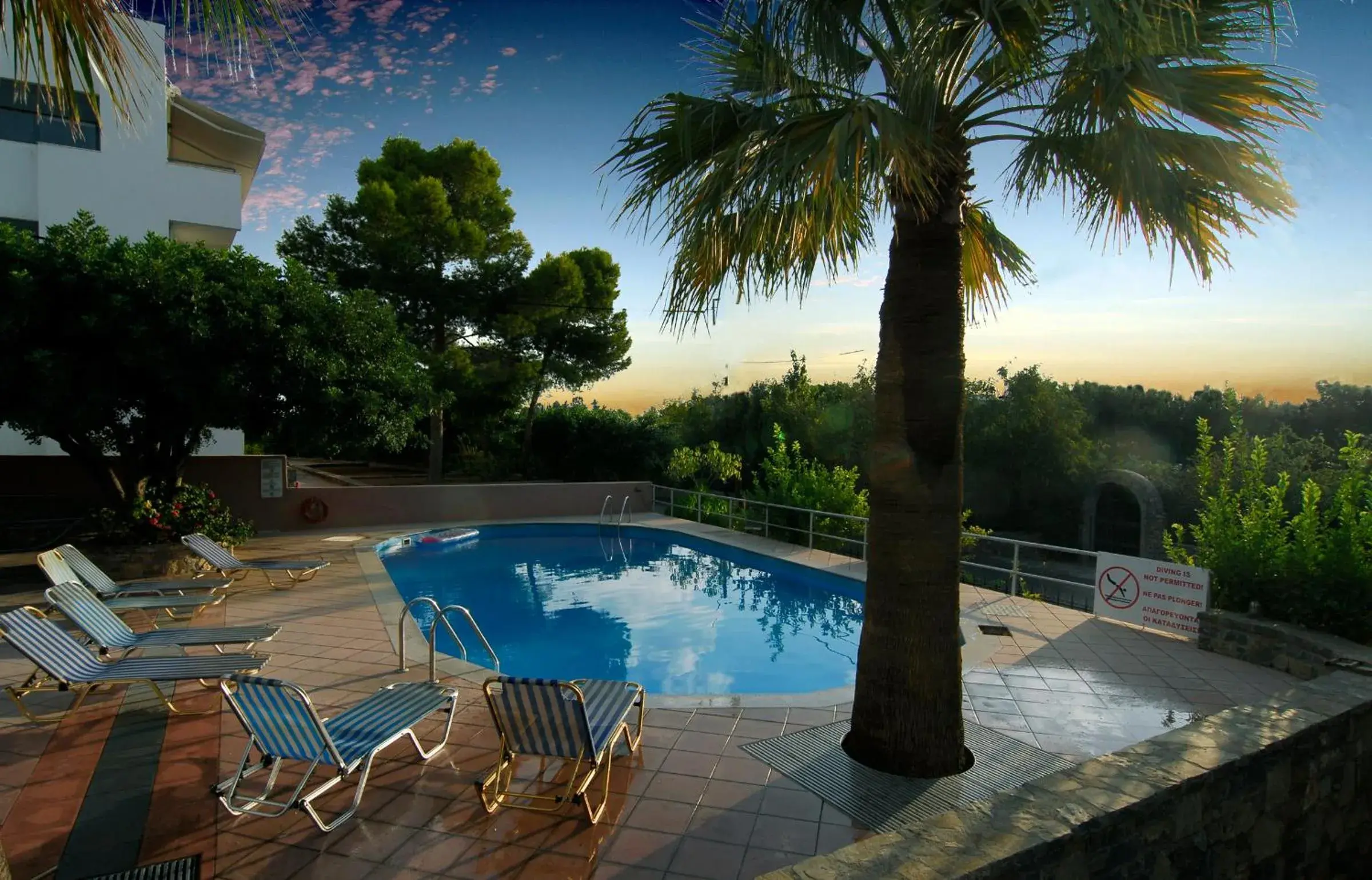 Swimming pool in Lato hotel Swimming pool in Lato hotel