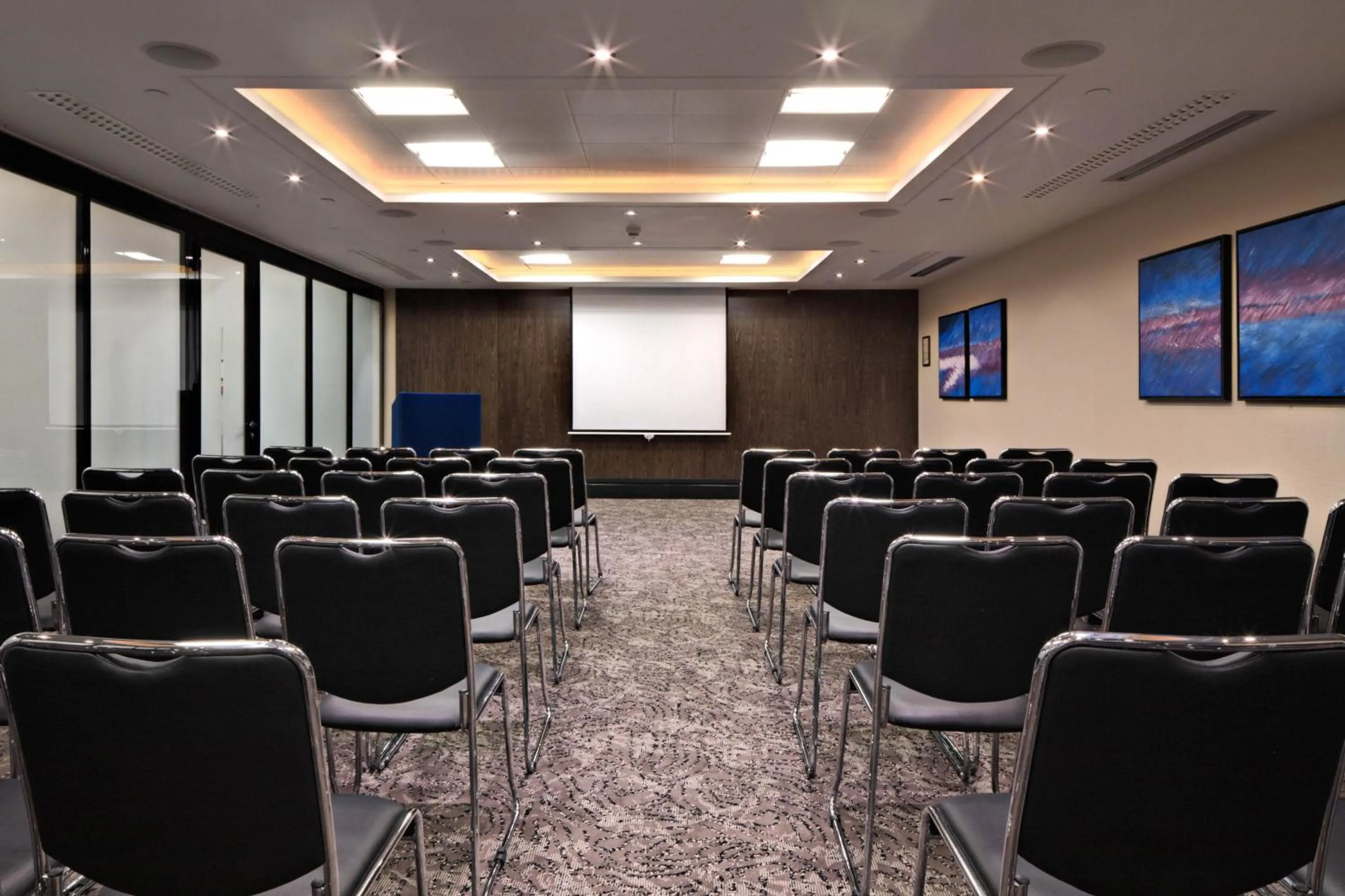 Meeting/conference room in Leonardo Royal London St Paul’s