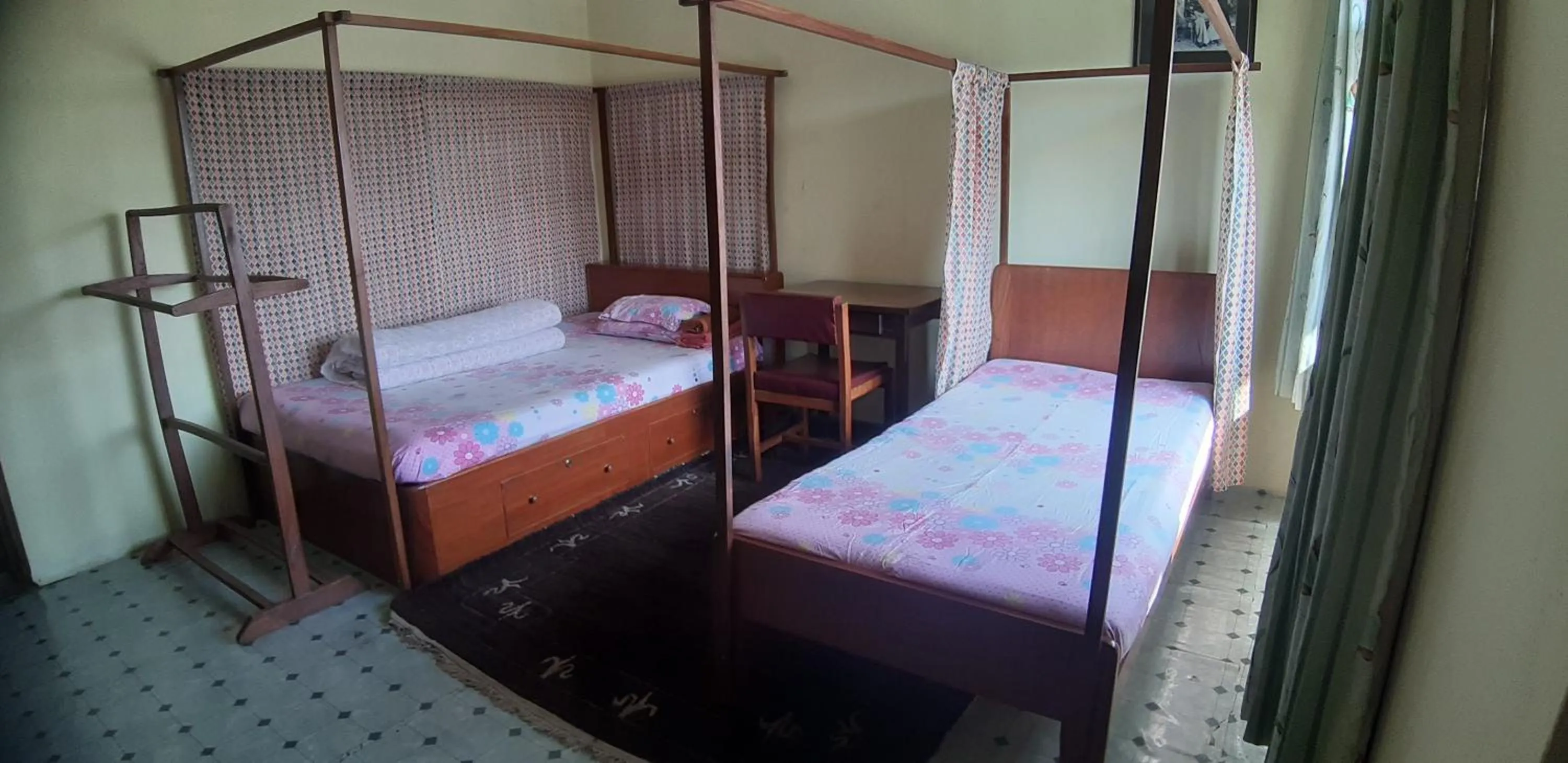 Photo of the whole room, Bed in Sanu House