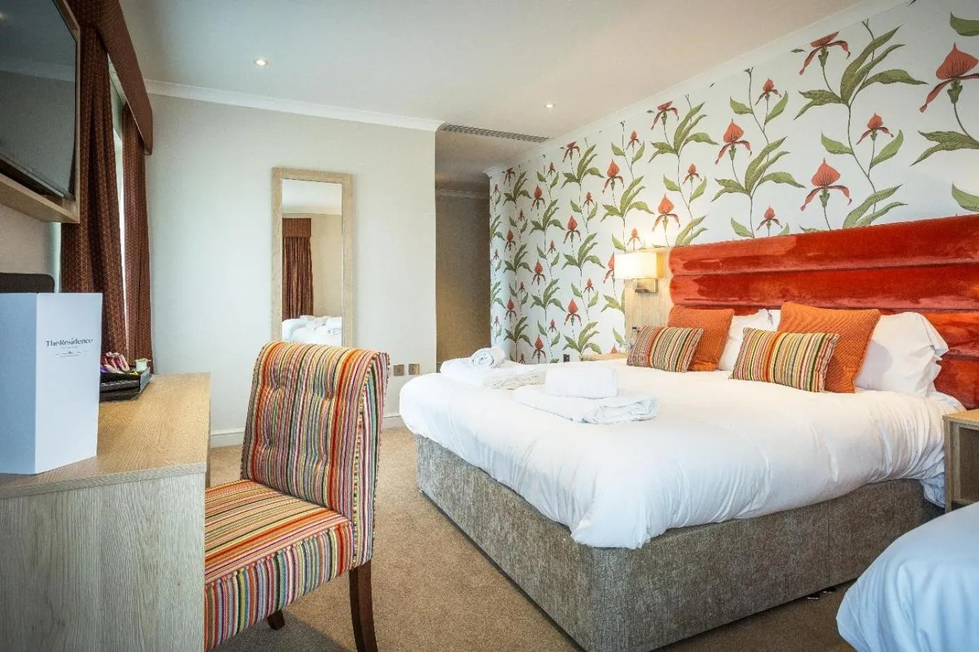 Photo of the whole room, Bed in The Nottinghamshire Hotel & Golf Club