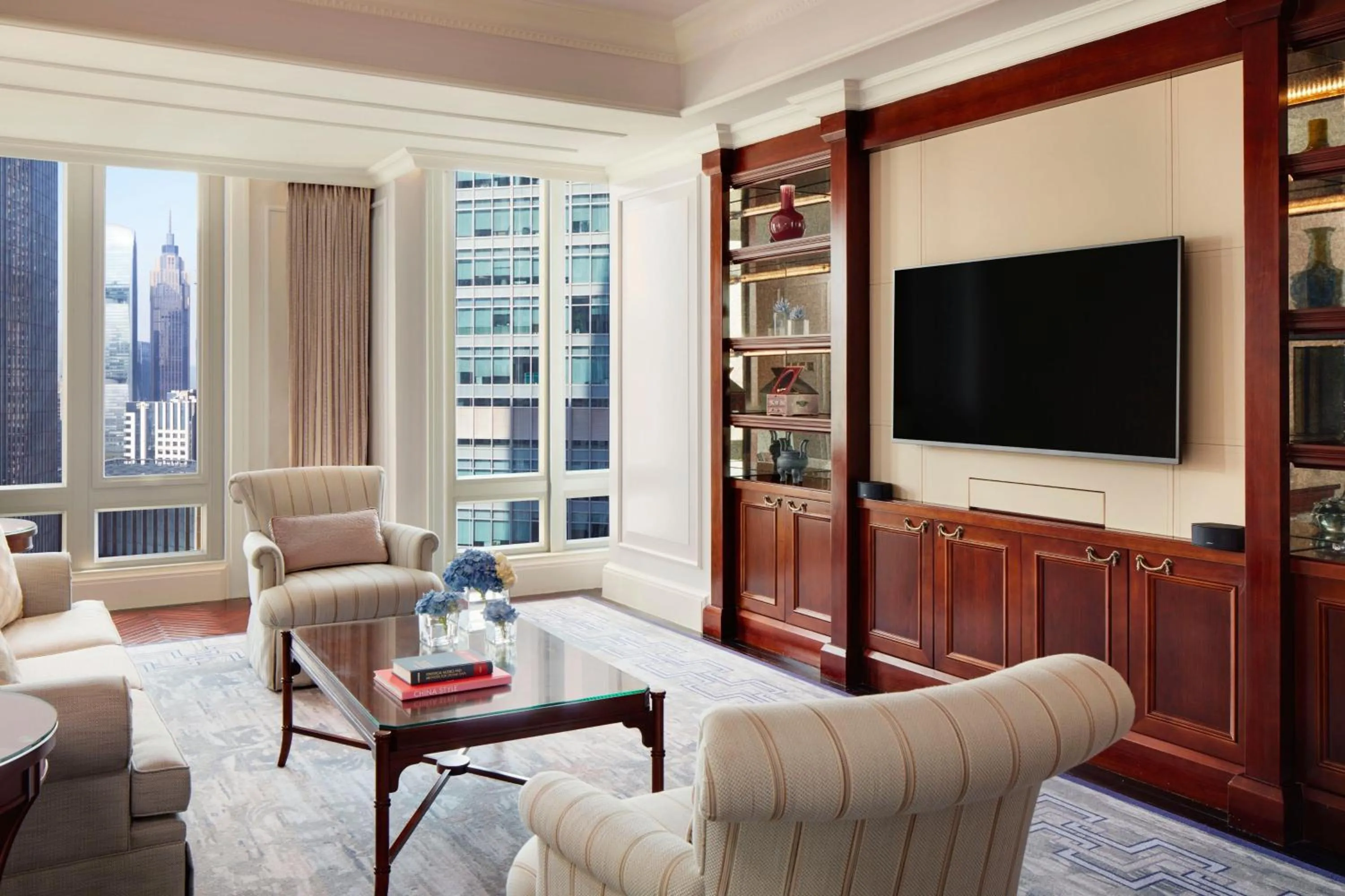 Living room in The Ritz-Carlton, Guangzhou