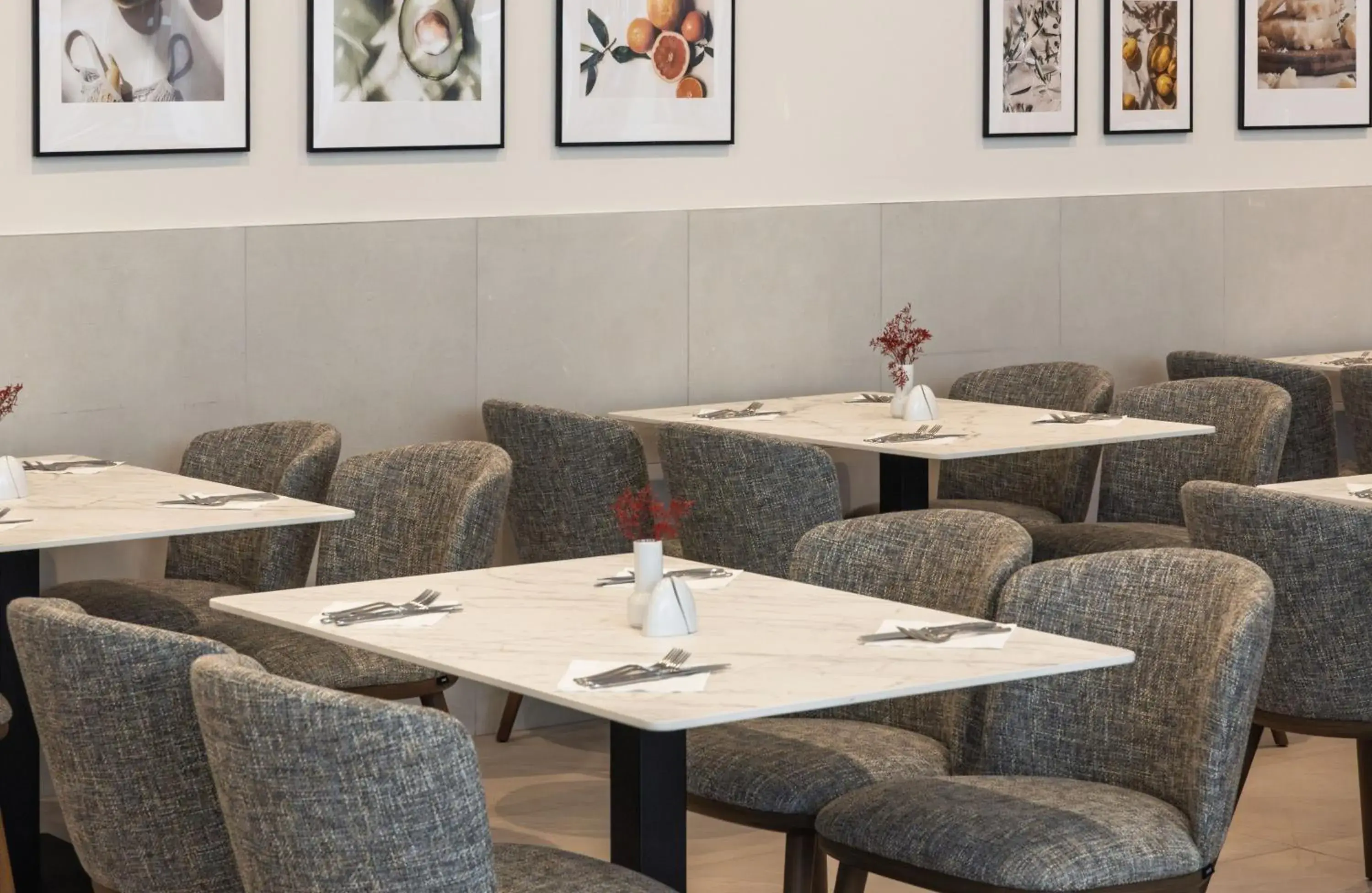 Restaurant/places to eat in Bluesun Hotel Alga Restaurant/places to eat in Bluesun Hotel Alga