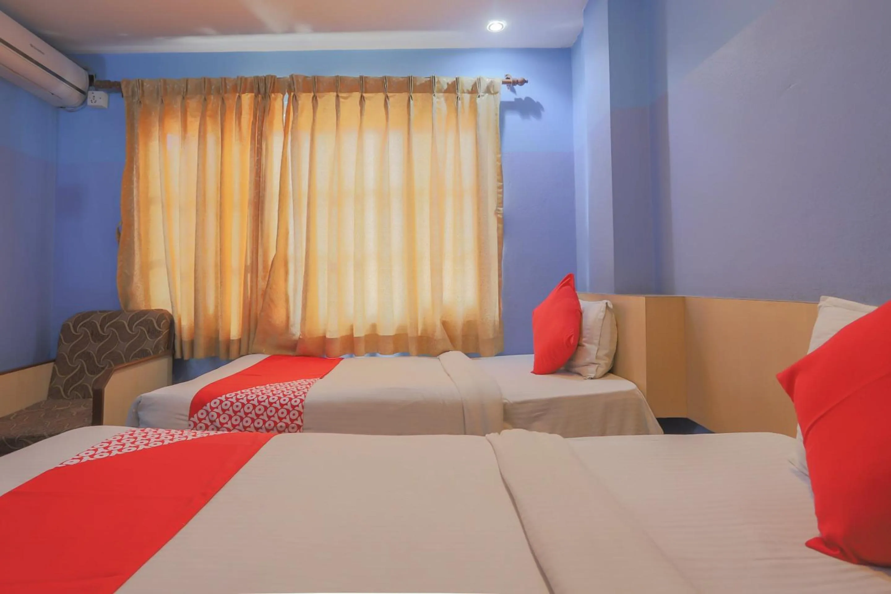 Bedroom, Bed in OYO 789 Hotel Shivam Plaza