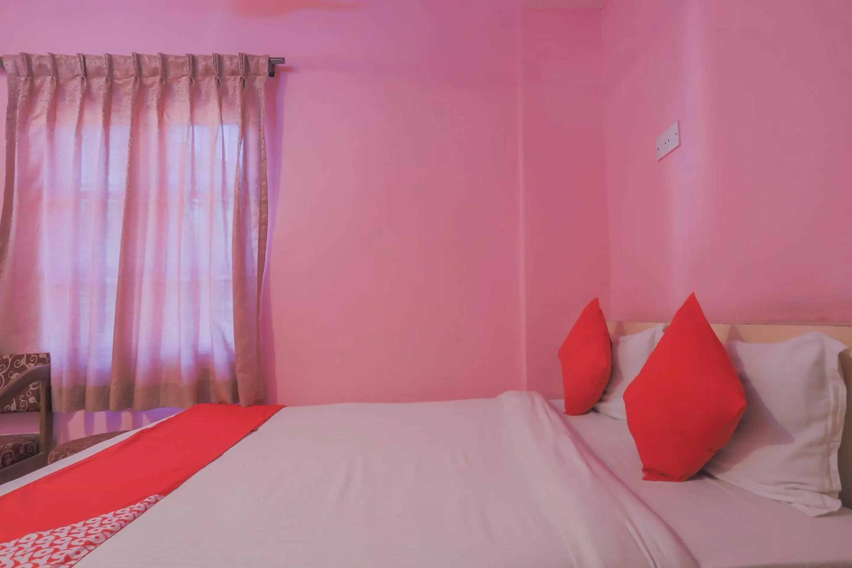 Bedroom, Bed in OYO 789 Hotel Shivam Plaza