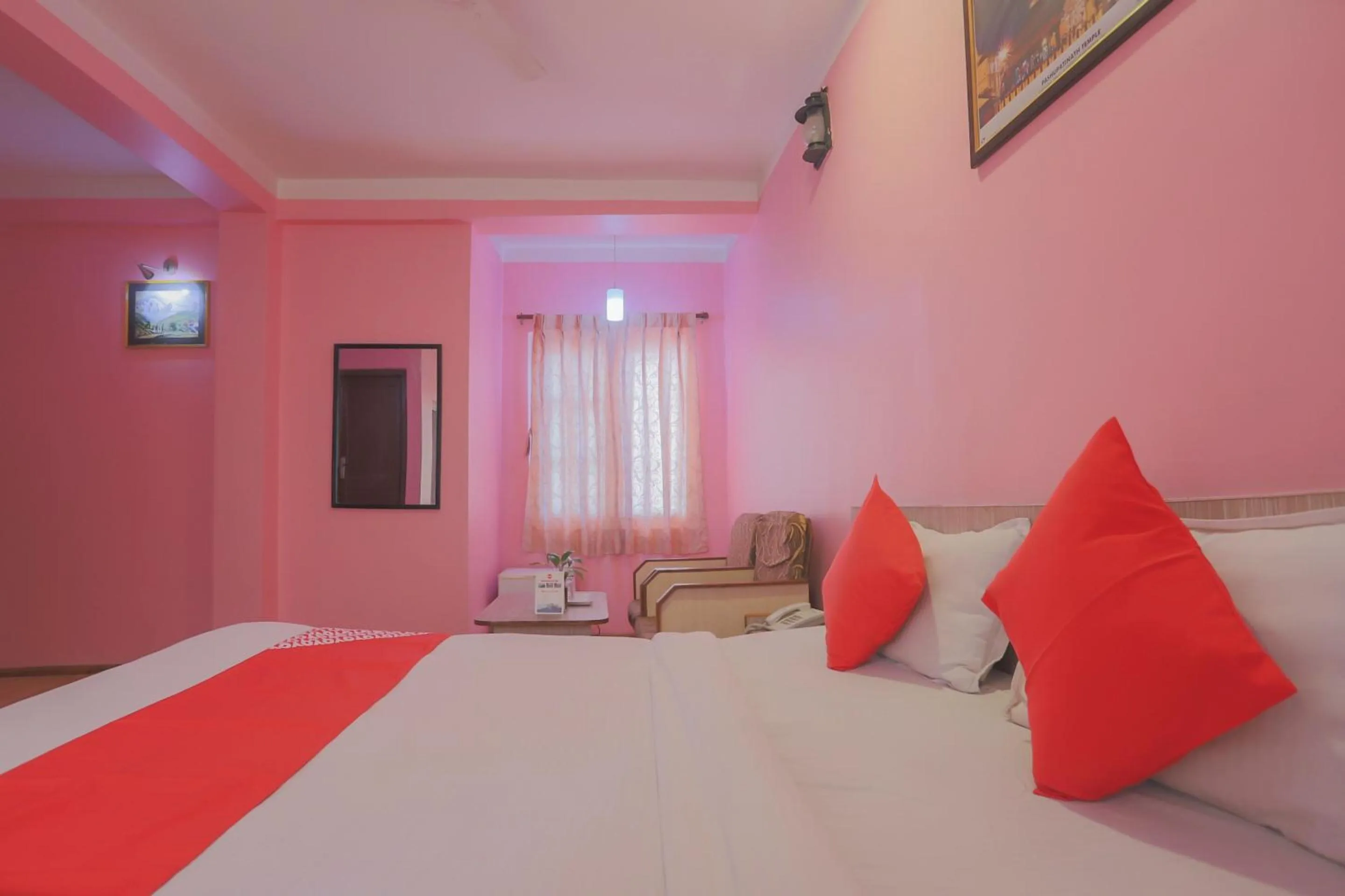 Bedroom, Bed in OYO 789 Hotel Shivam Plaza