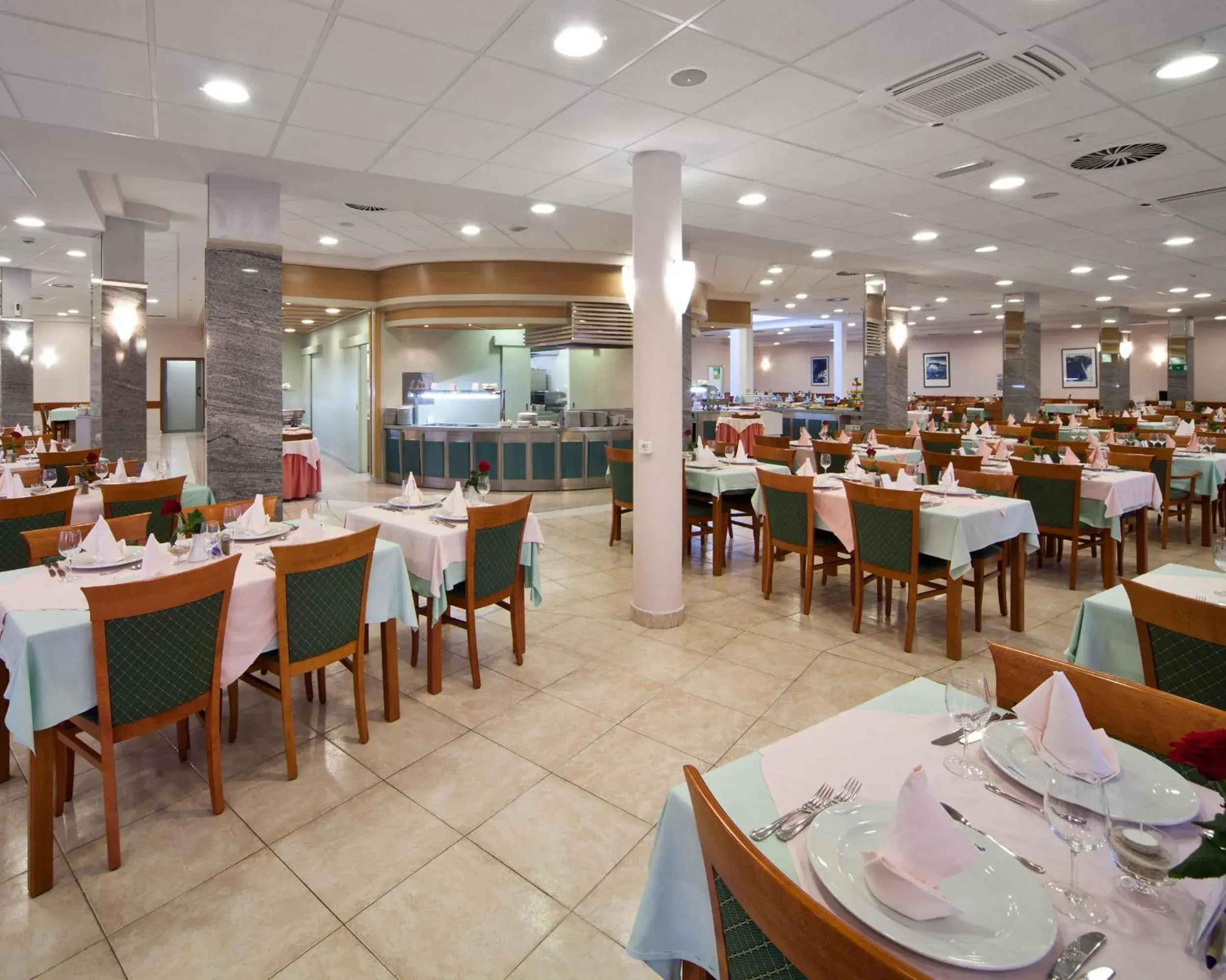 Restaurant/places to eat in Bluesun Holiday Village Afrodita Restaurant/places to eat in Bluesun Holiday Village Afrodita