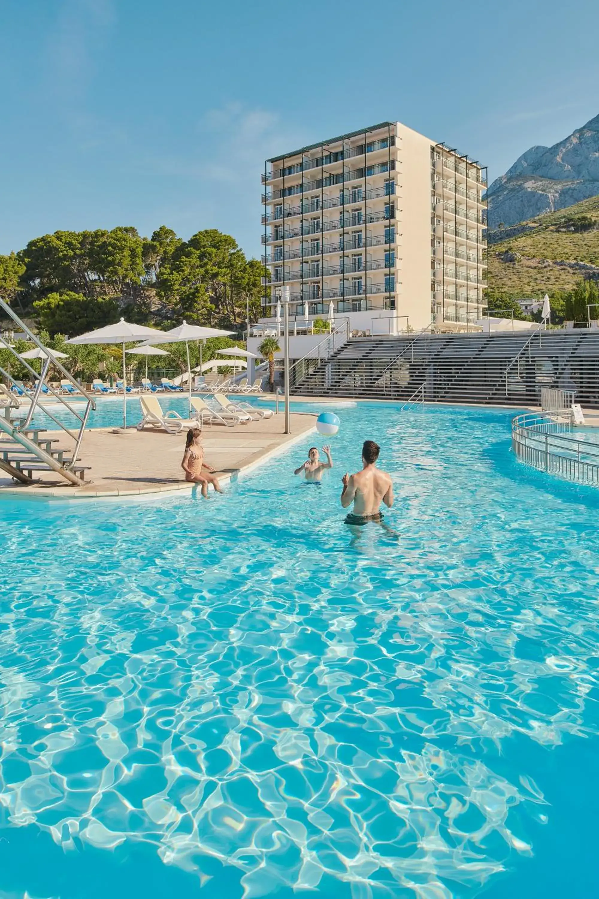 Swimming pool in Bluesun hotel Neptun - All inclusive Swimming pool in Bluesun hotel Neptun - All inclusive