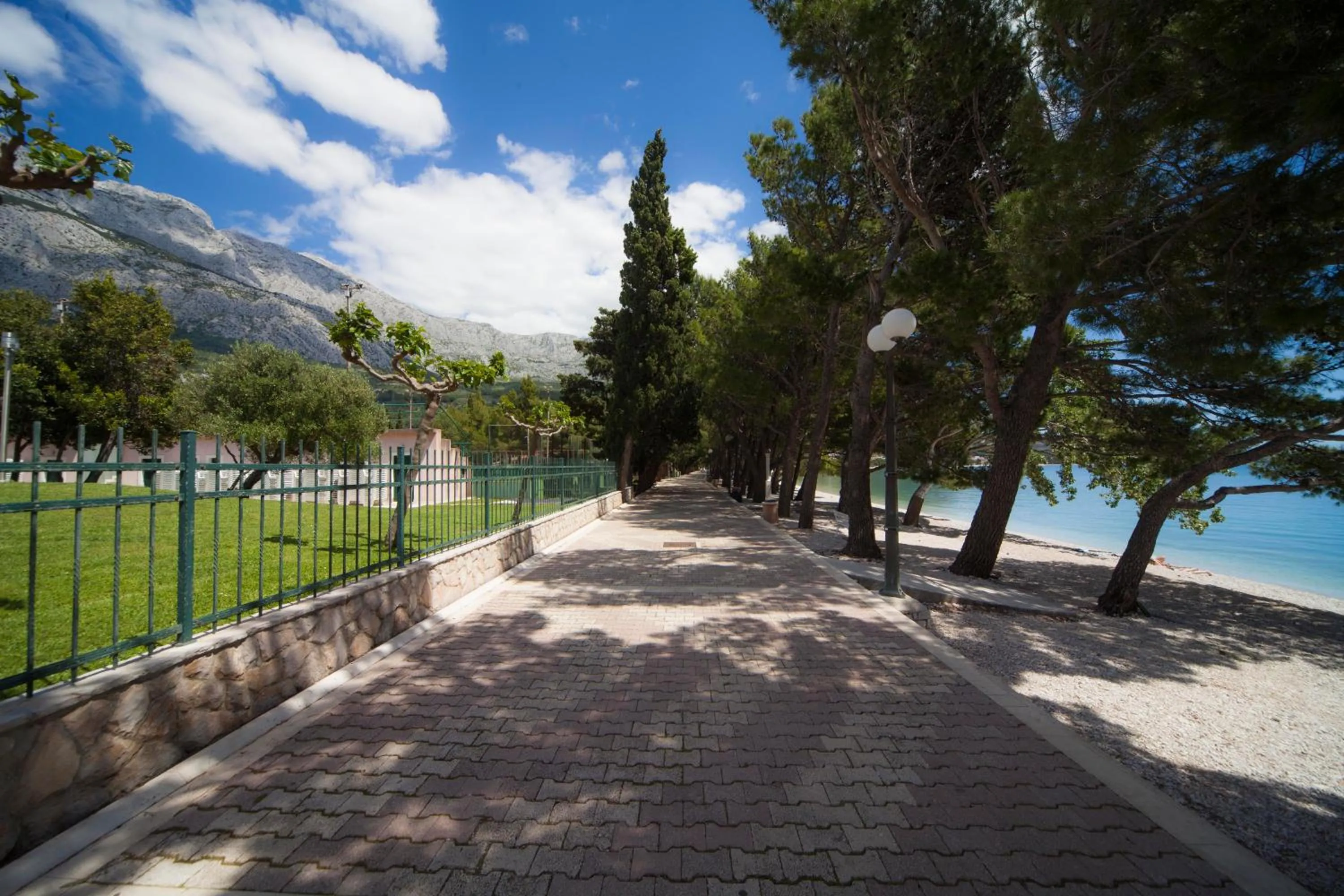 Area and facilities in Bluesun hotel Neptun - All inclusive