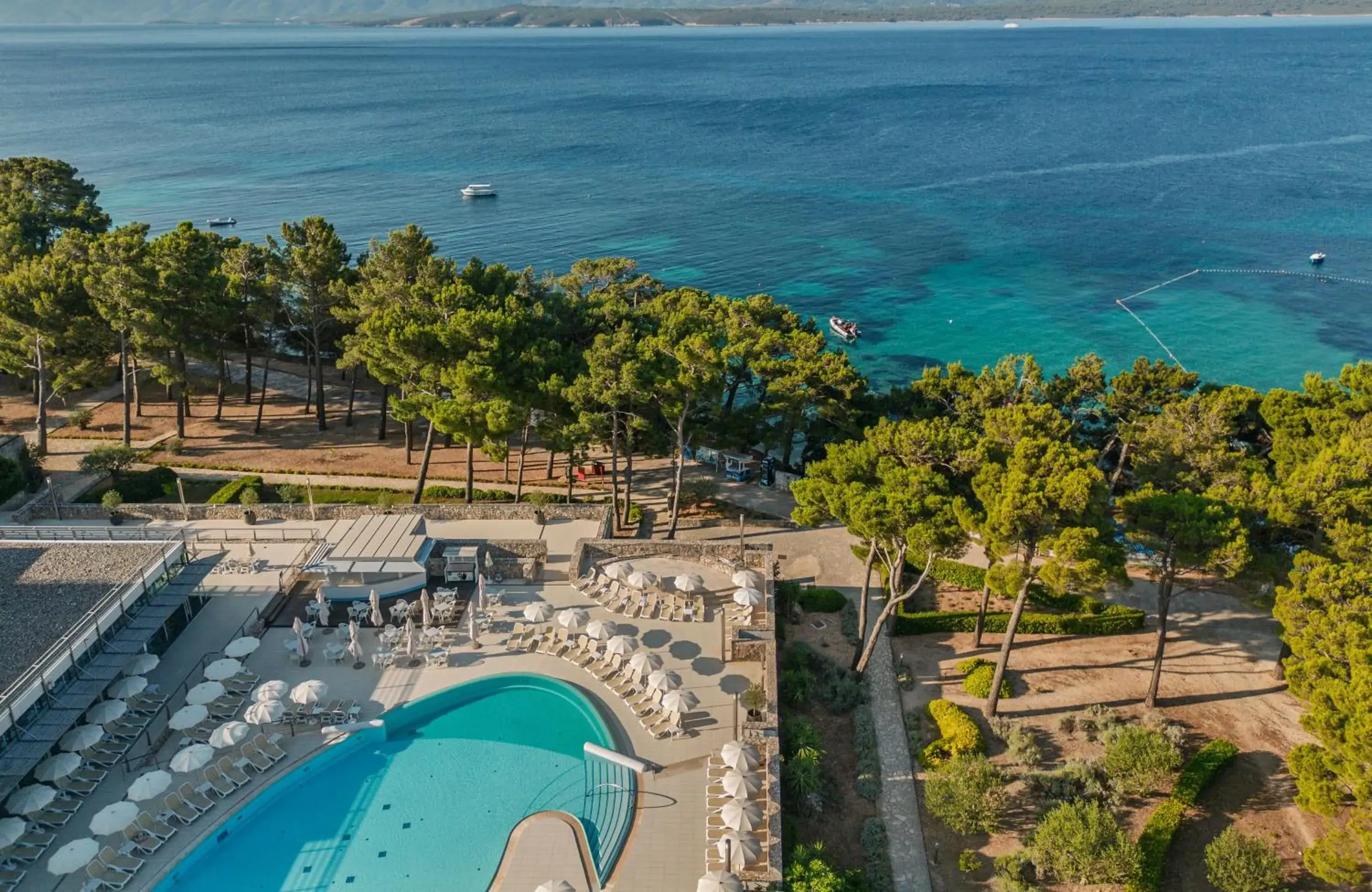Swimming pool in Bluesun Hotel Elaphusa Swimming pool in Bluesun Hotel Elaphusa