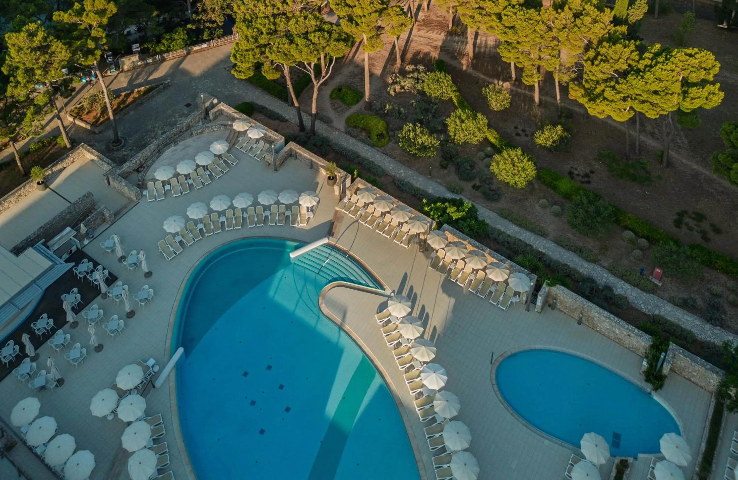 Swimming pool in Bluesun Hotel Elaphusa