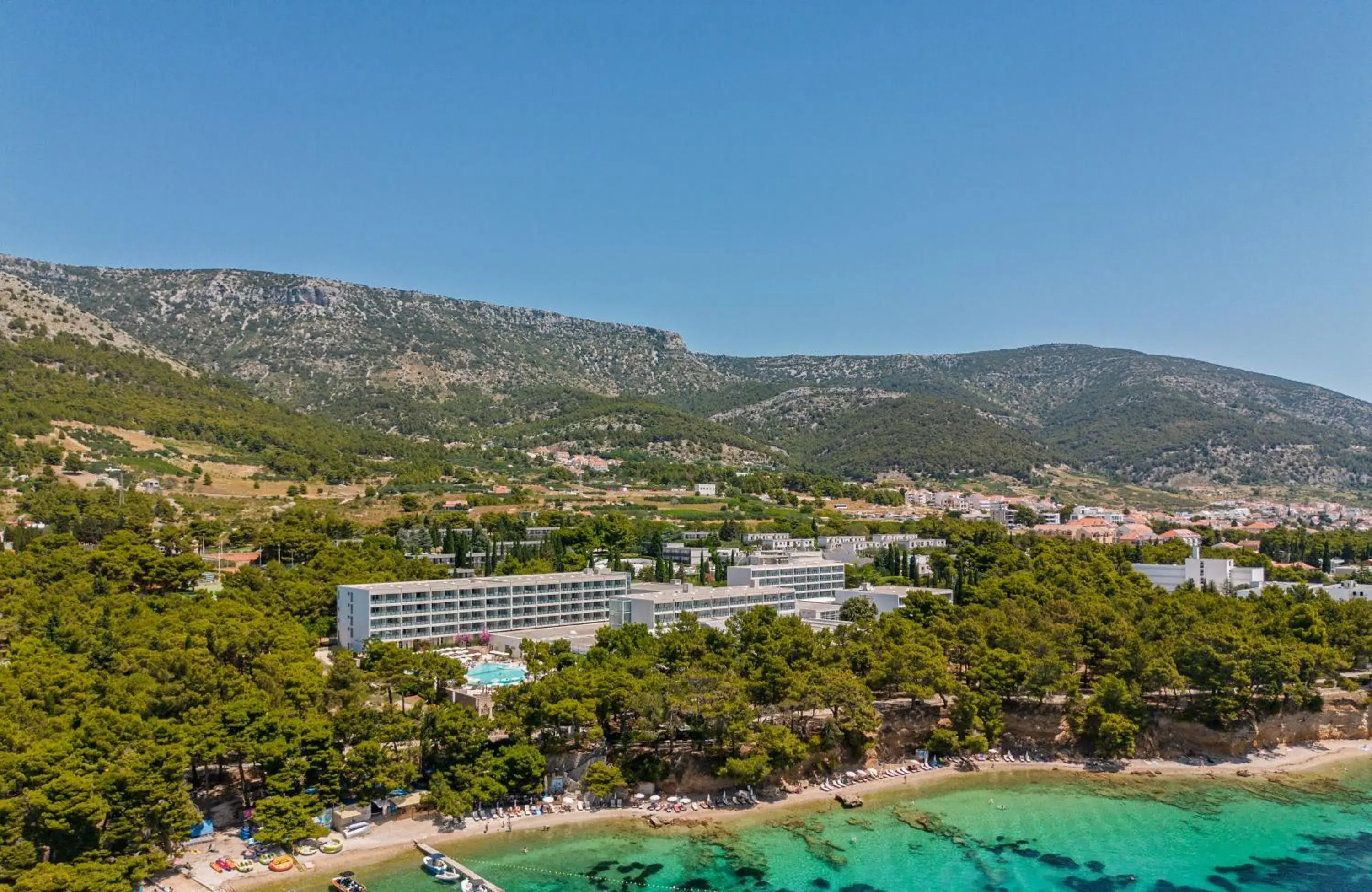 Property building in Bluesun Hotel Elaphusa Property building in Bluesun Hotel Elaphusa