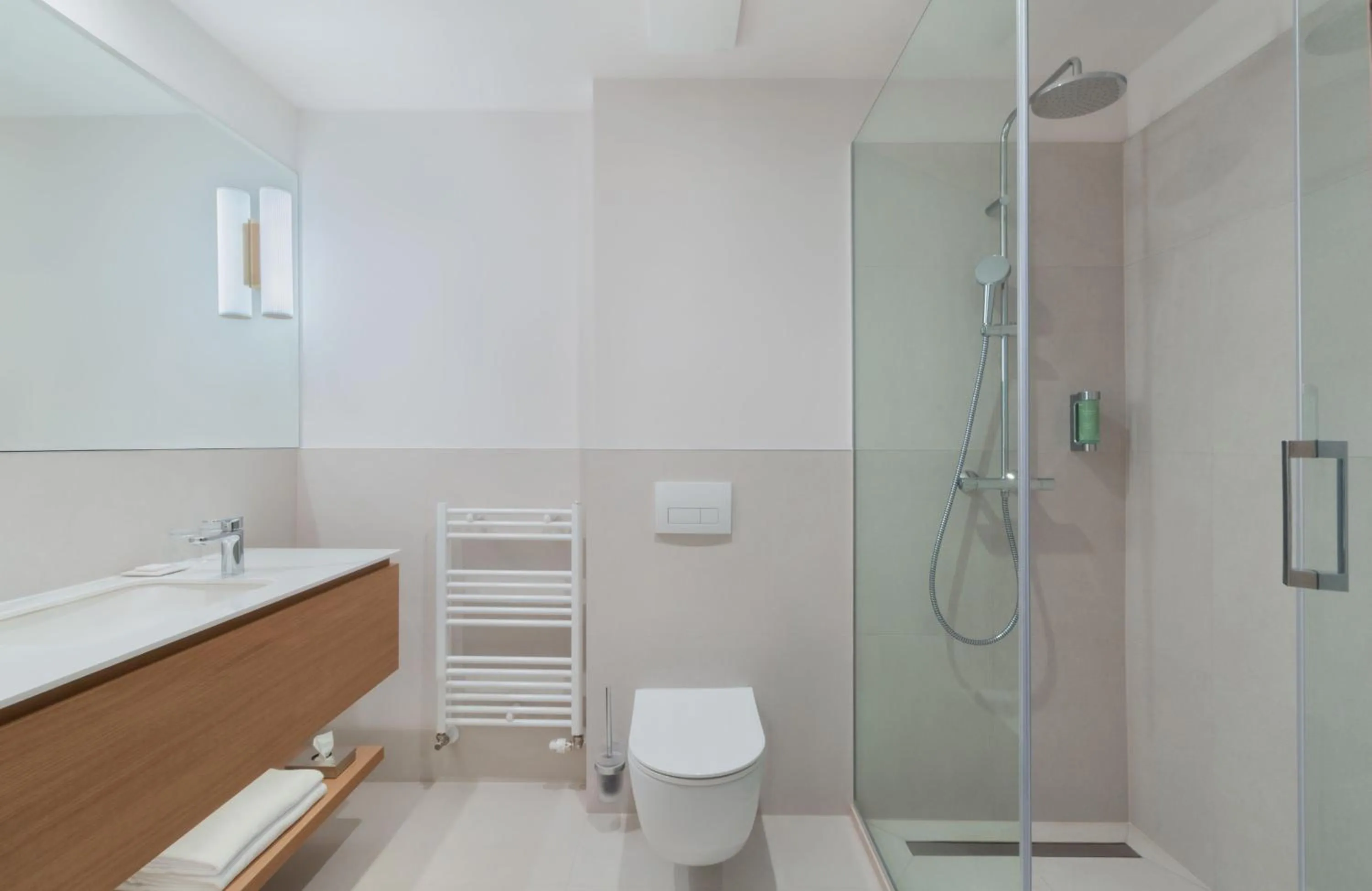 Superior Twin Room in Bluesun Hotel Elaphusa