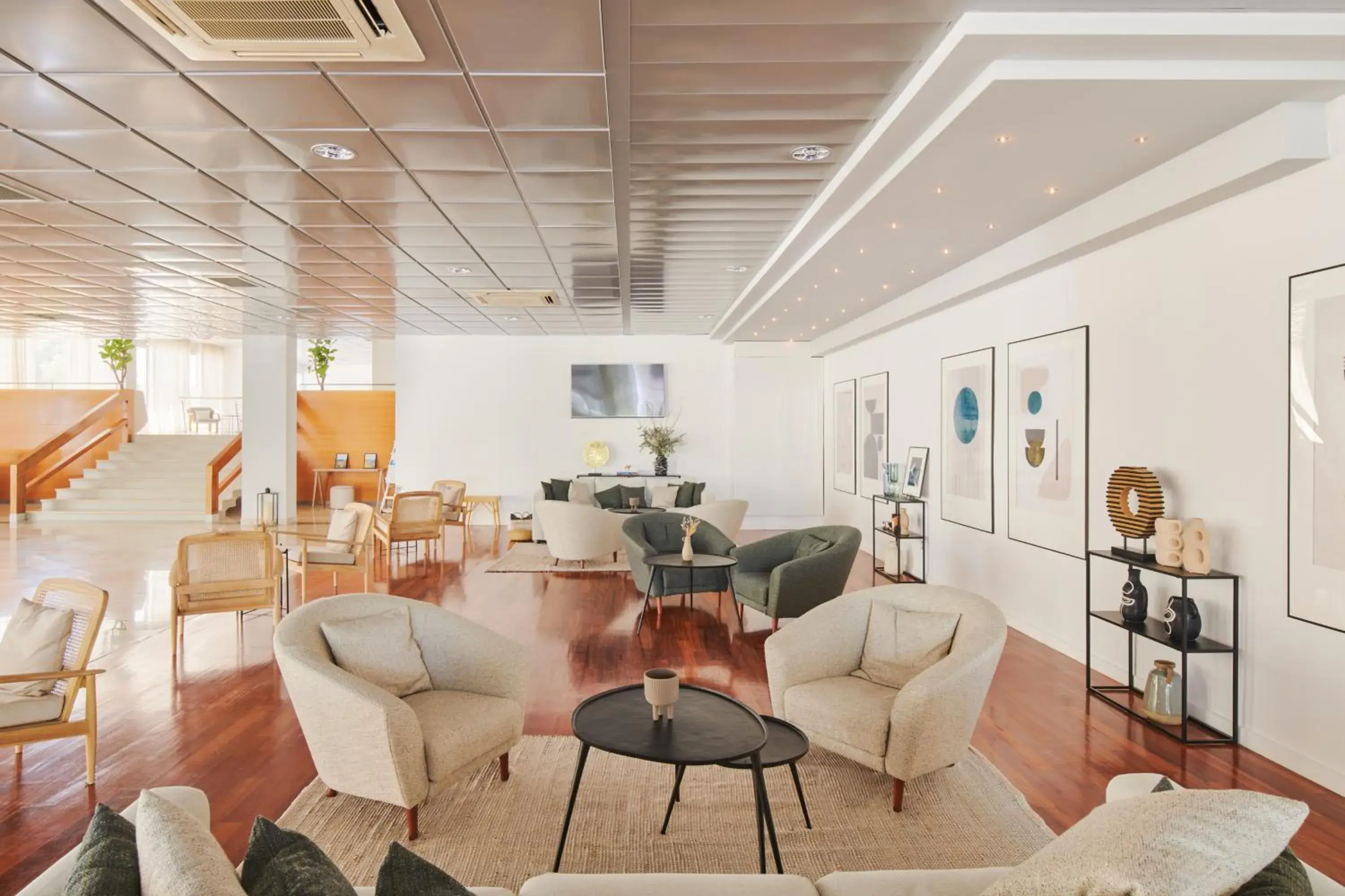 Lounge or bar in Bluesun Hotel Borak Lounge or bar in Bluesun Hotel Borak