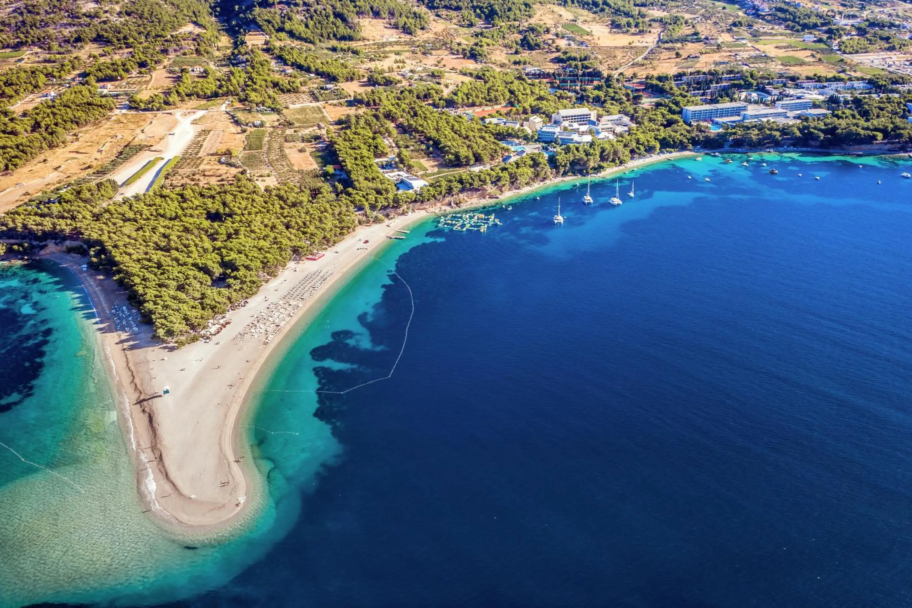 Natural landscape in Bluesun Hotel Borak