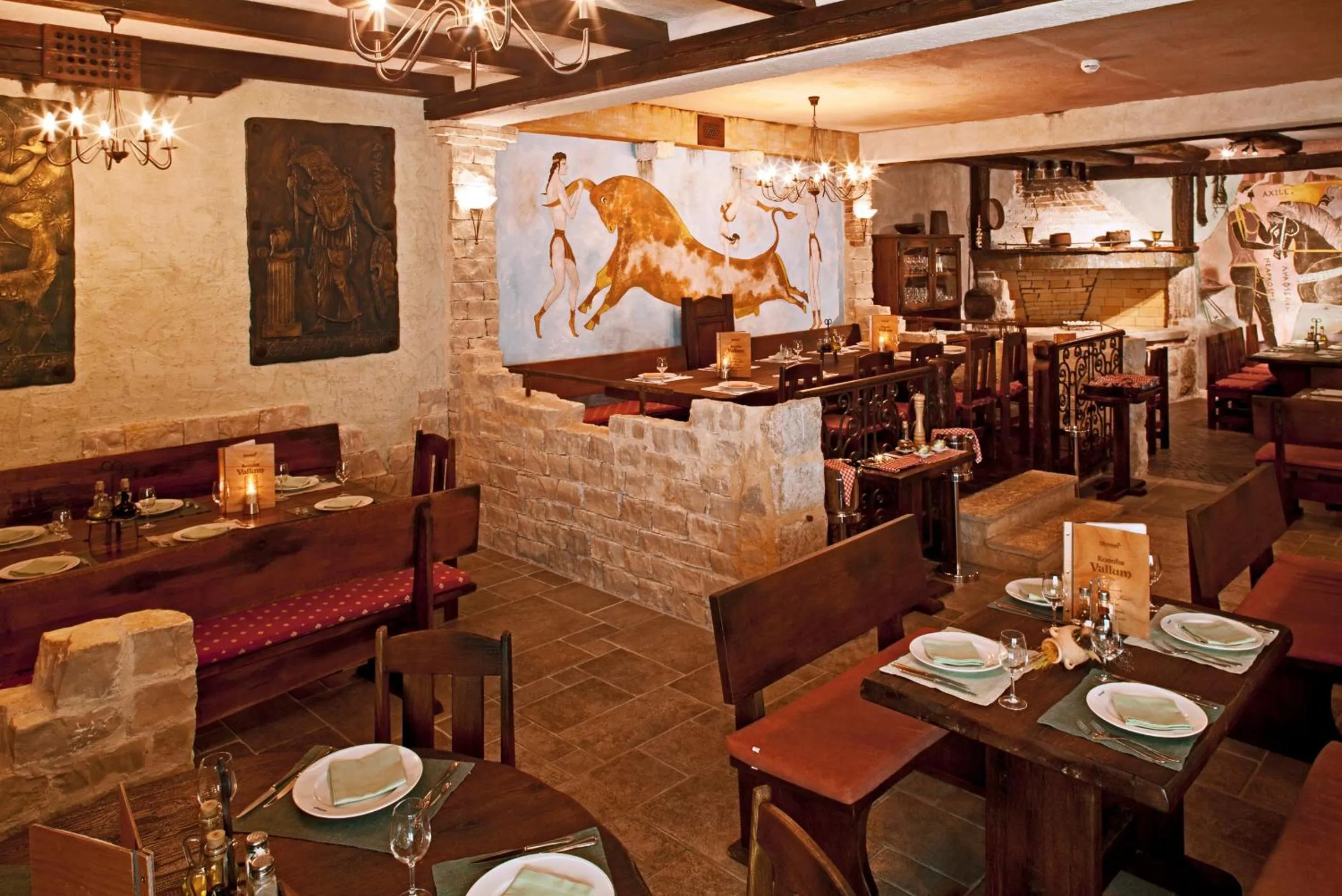 Restaurant/places to eat in Bluesun Hotel Borak