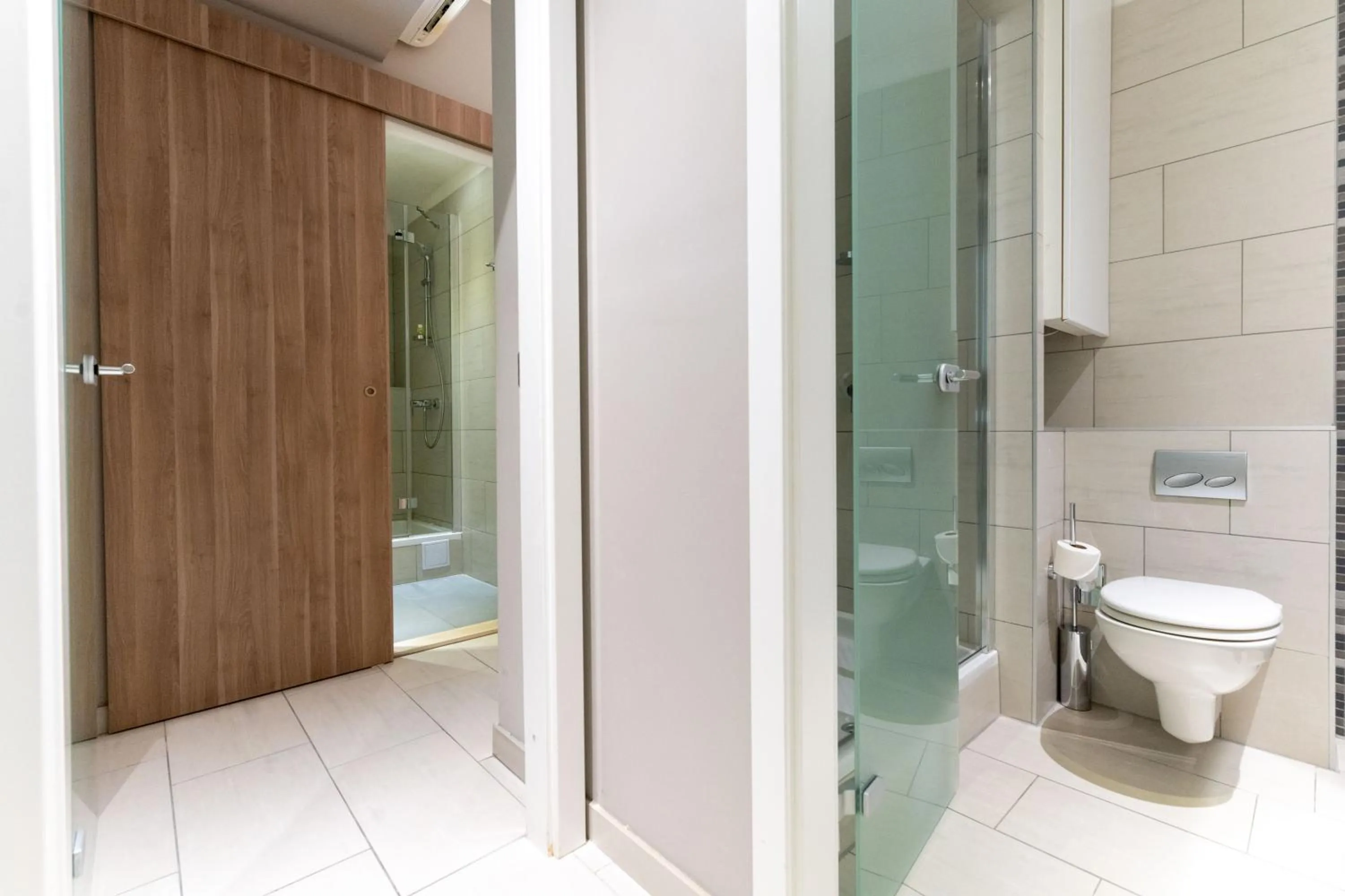 Shower in The Residence Aparthotel