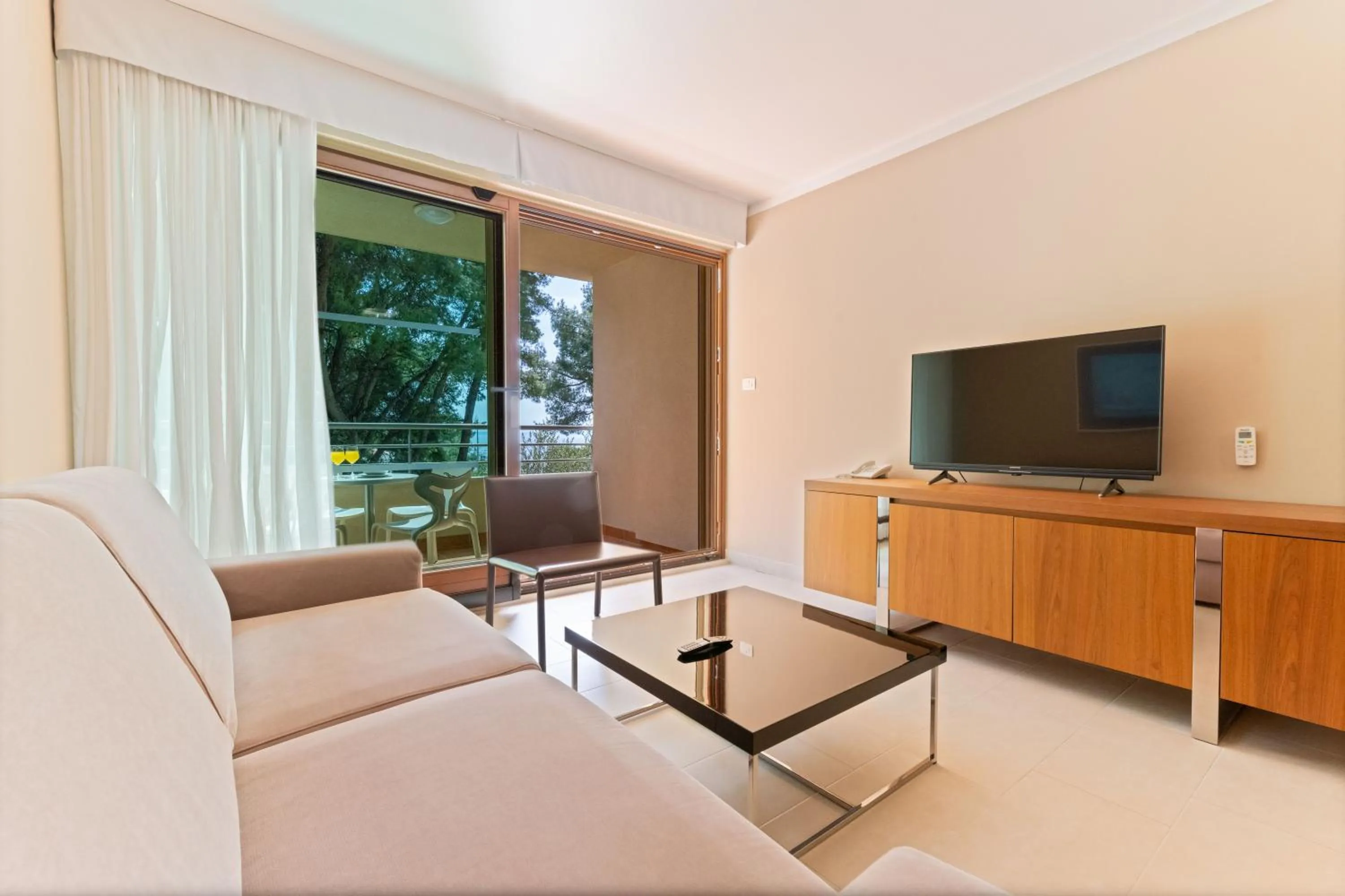 TV and multimedia in The Residence Aparthotel