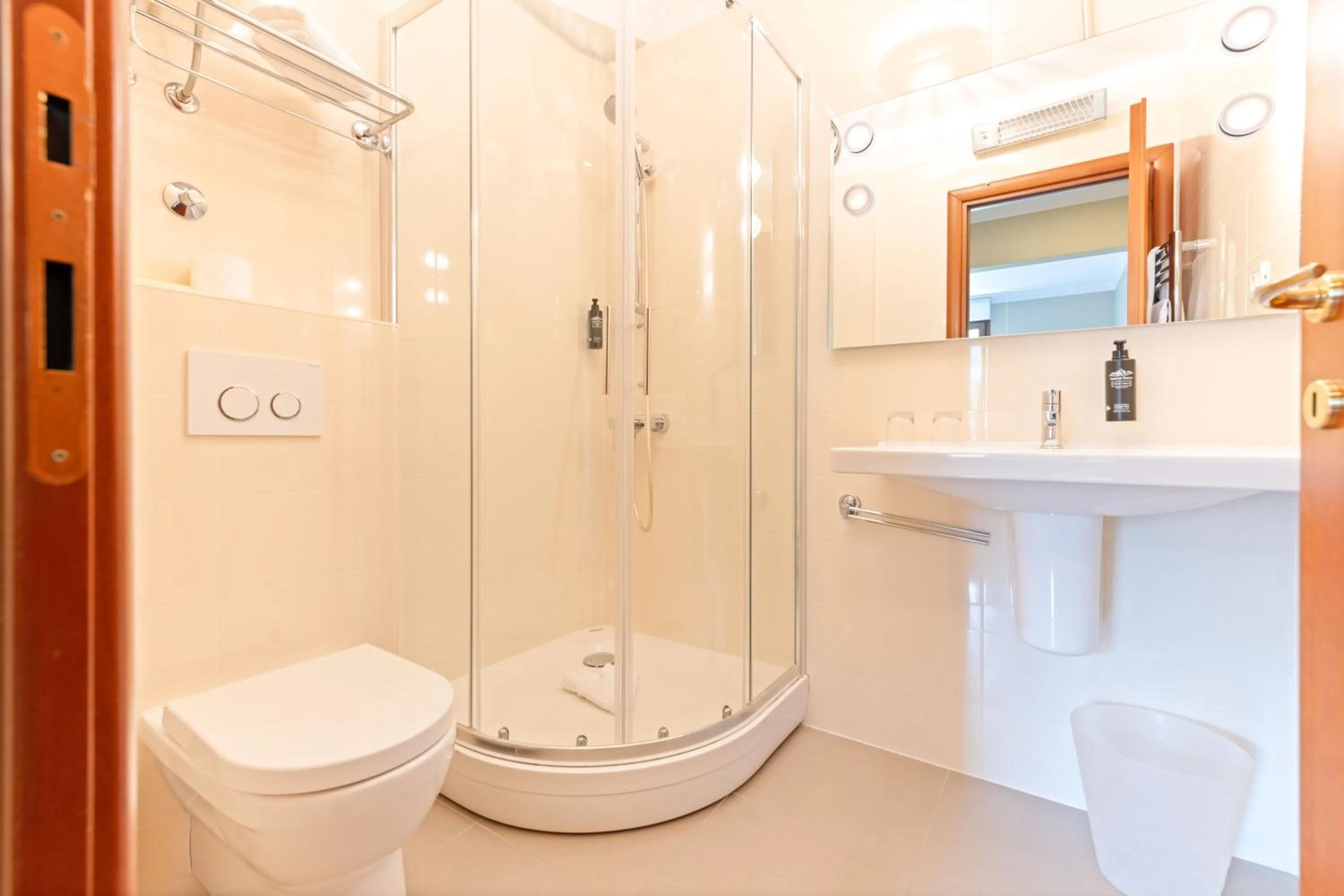 Shower in The Residence Aparthotel