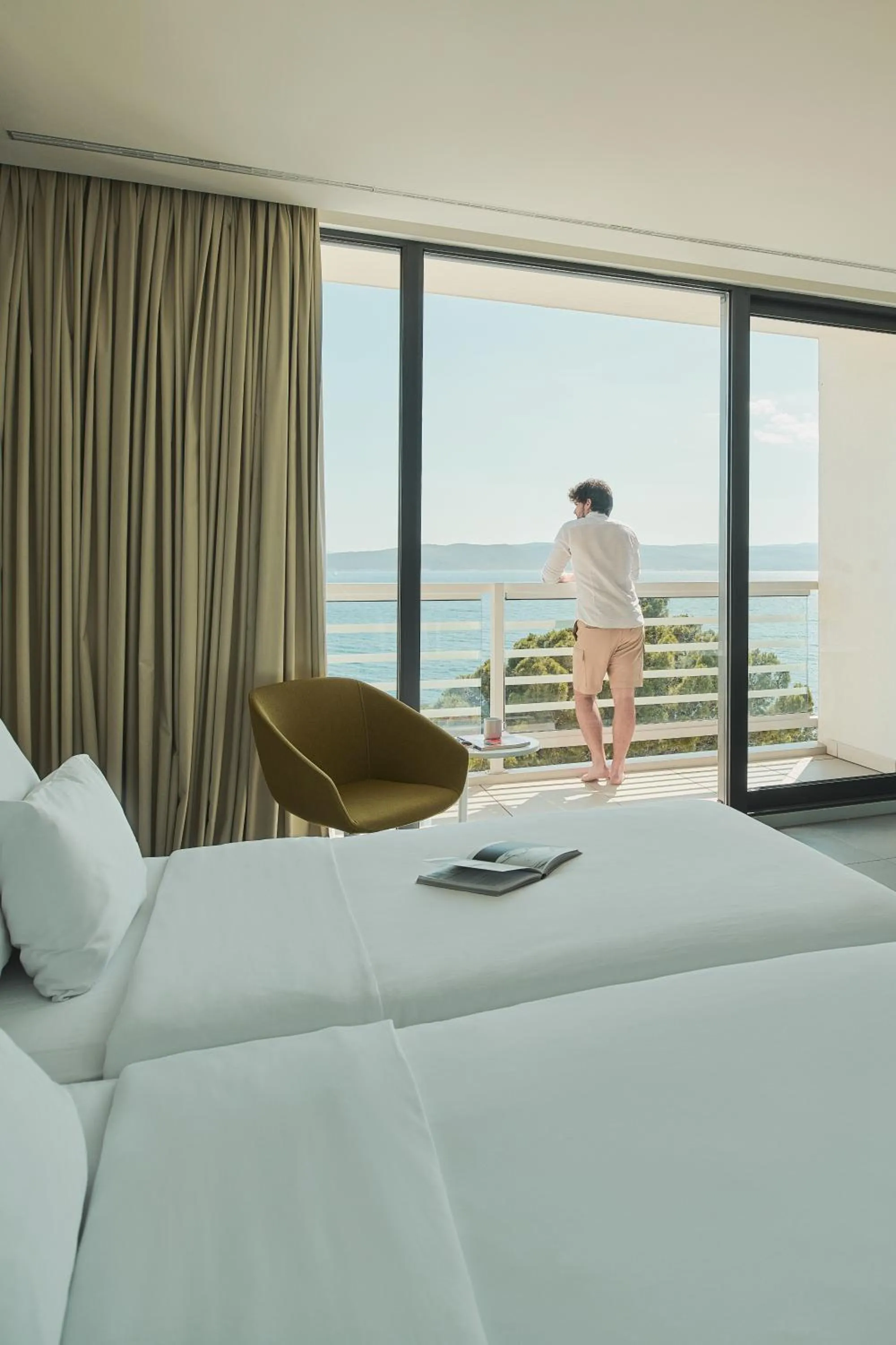 View (from property/room), Bed in Bluesun hotel Berulia