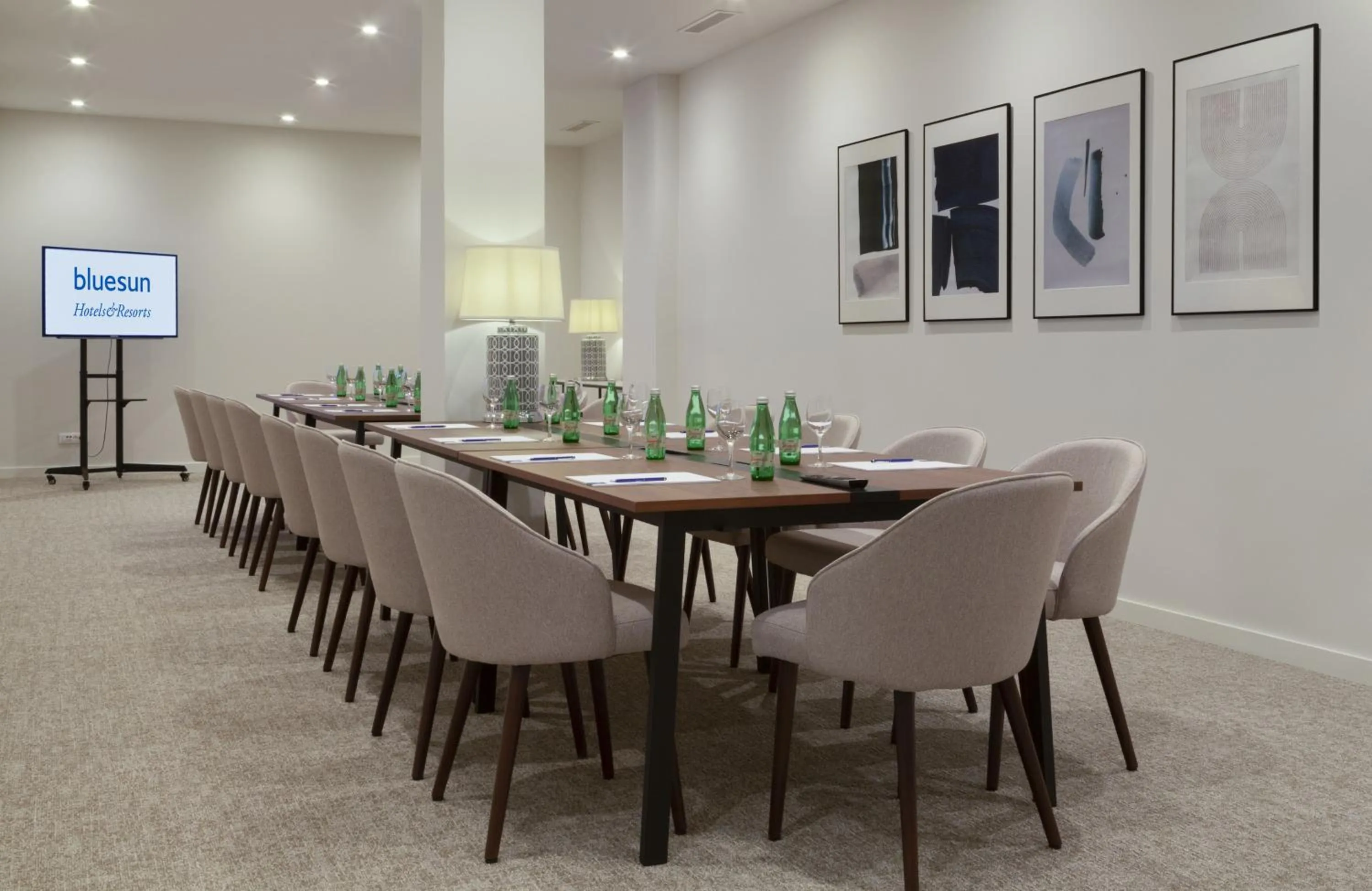 Meeting/conference room in Bluesun Hotel Marina