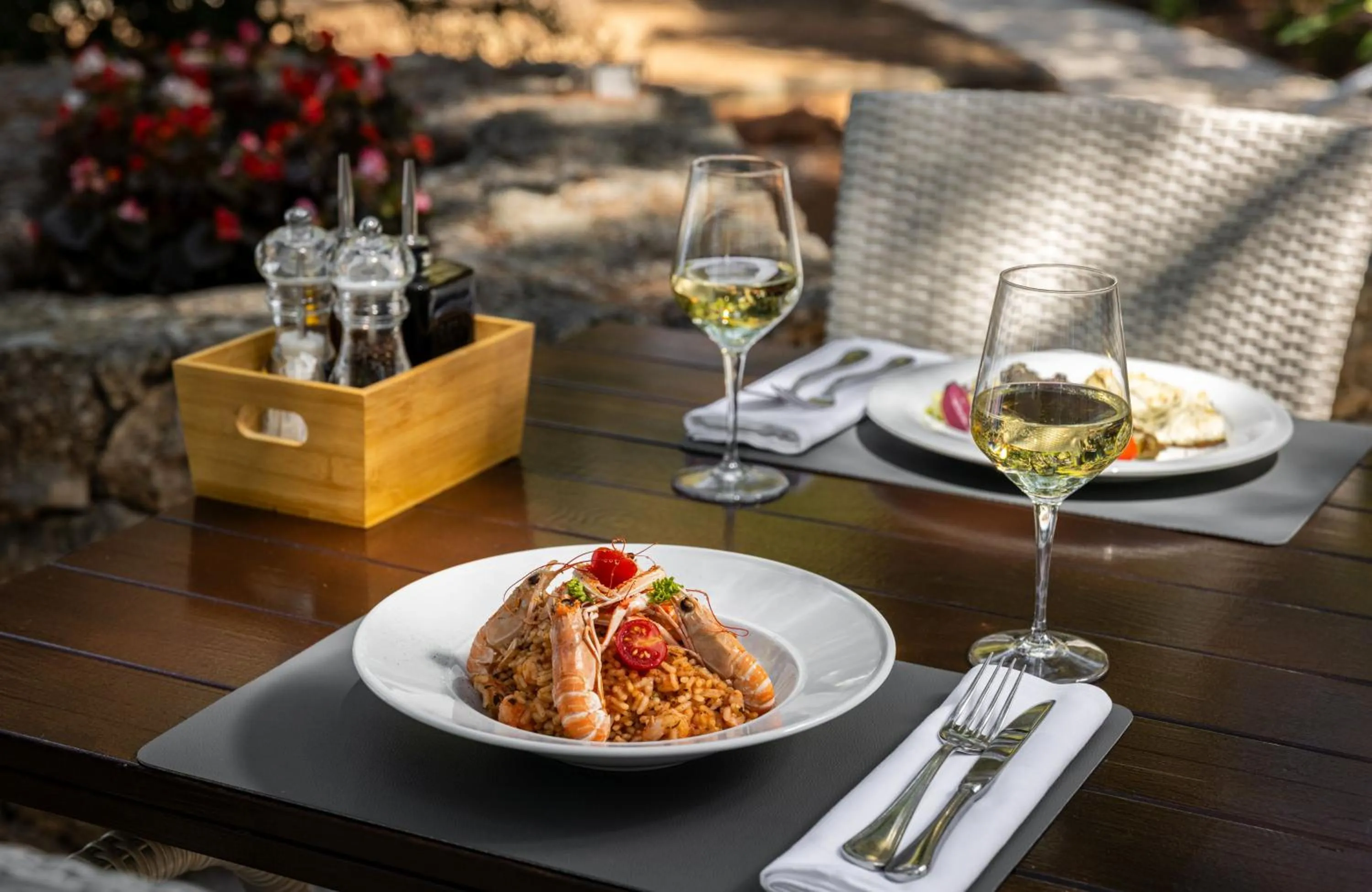 Restaurant/places to eat in Bluesun Hotel Maestral