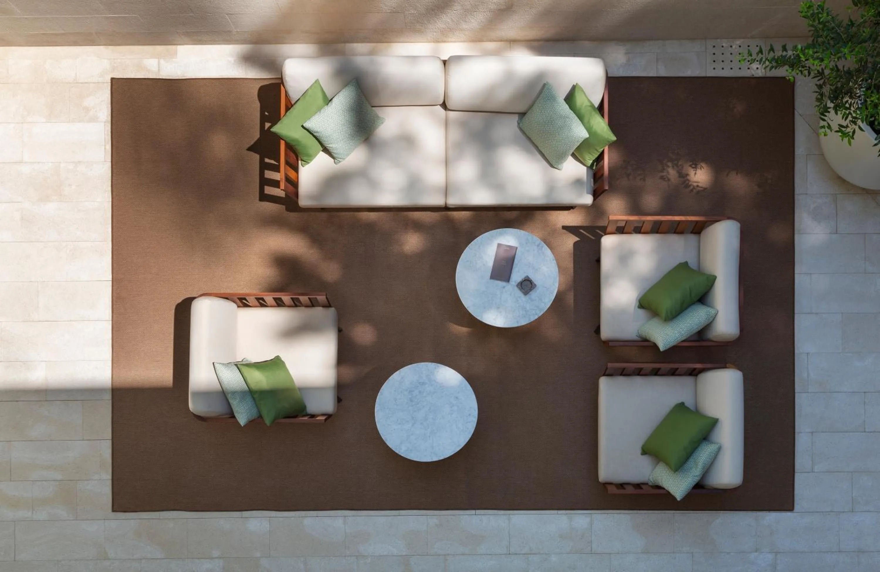 Lounge or bar in Bluesun Hotel Maestral