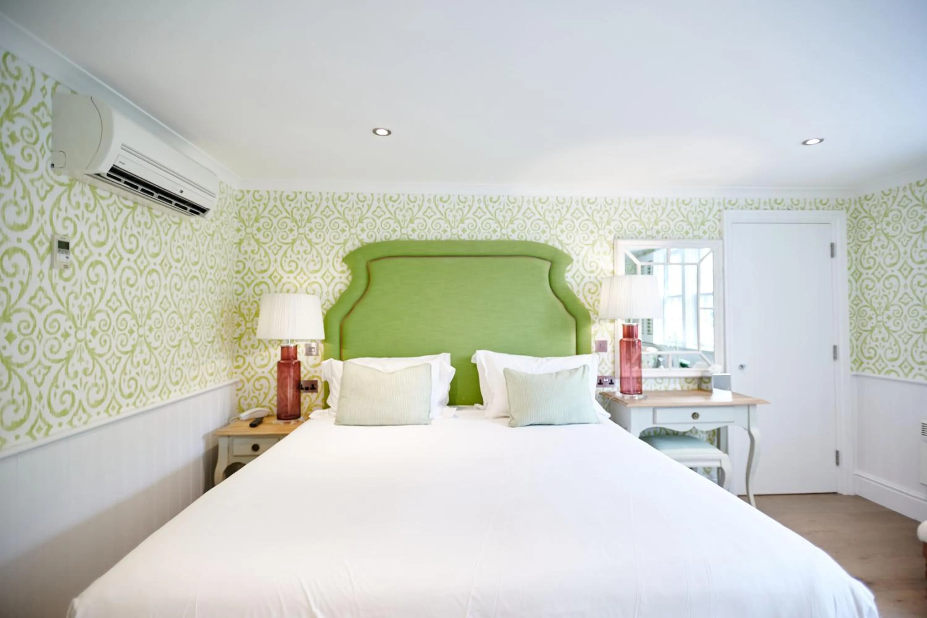 Bed in The Swan Hotel and Spa