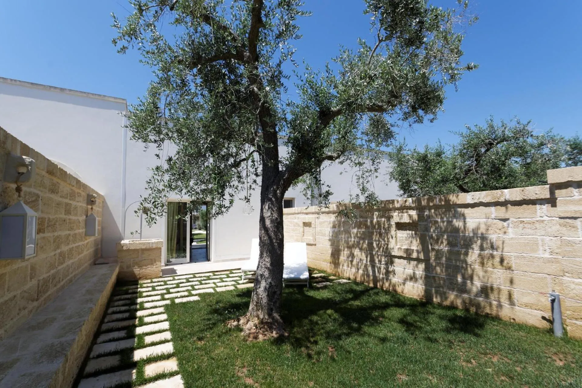 Day in Masseria Muntibianchi AgriResort Restaurant & SPA