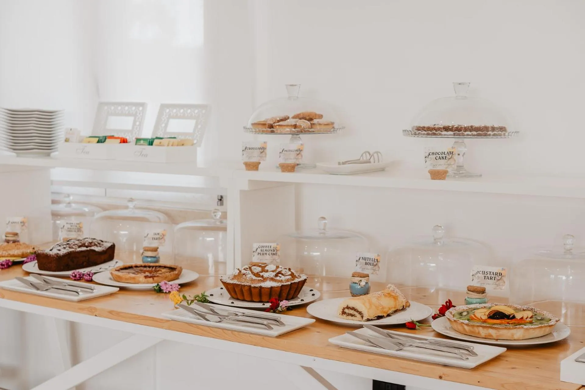 Food and drinks in Masseria Muntibianchi AgriResort Restaurant & SPA