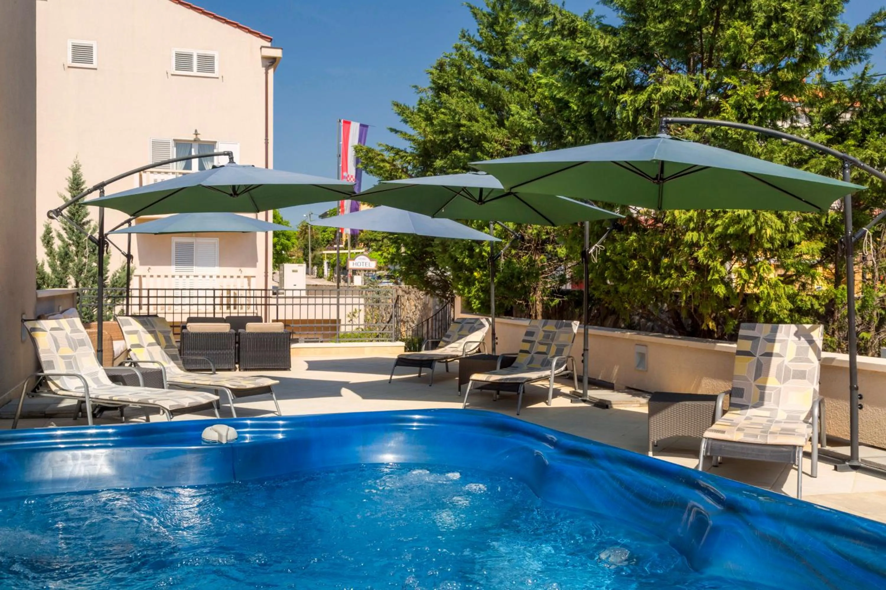 Patio in Hotel Abalone