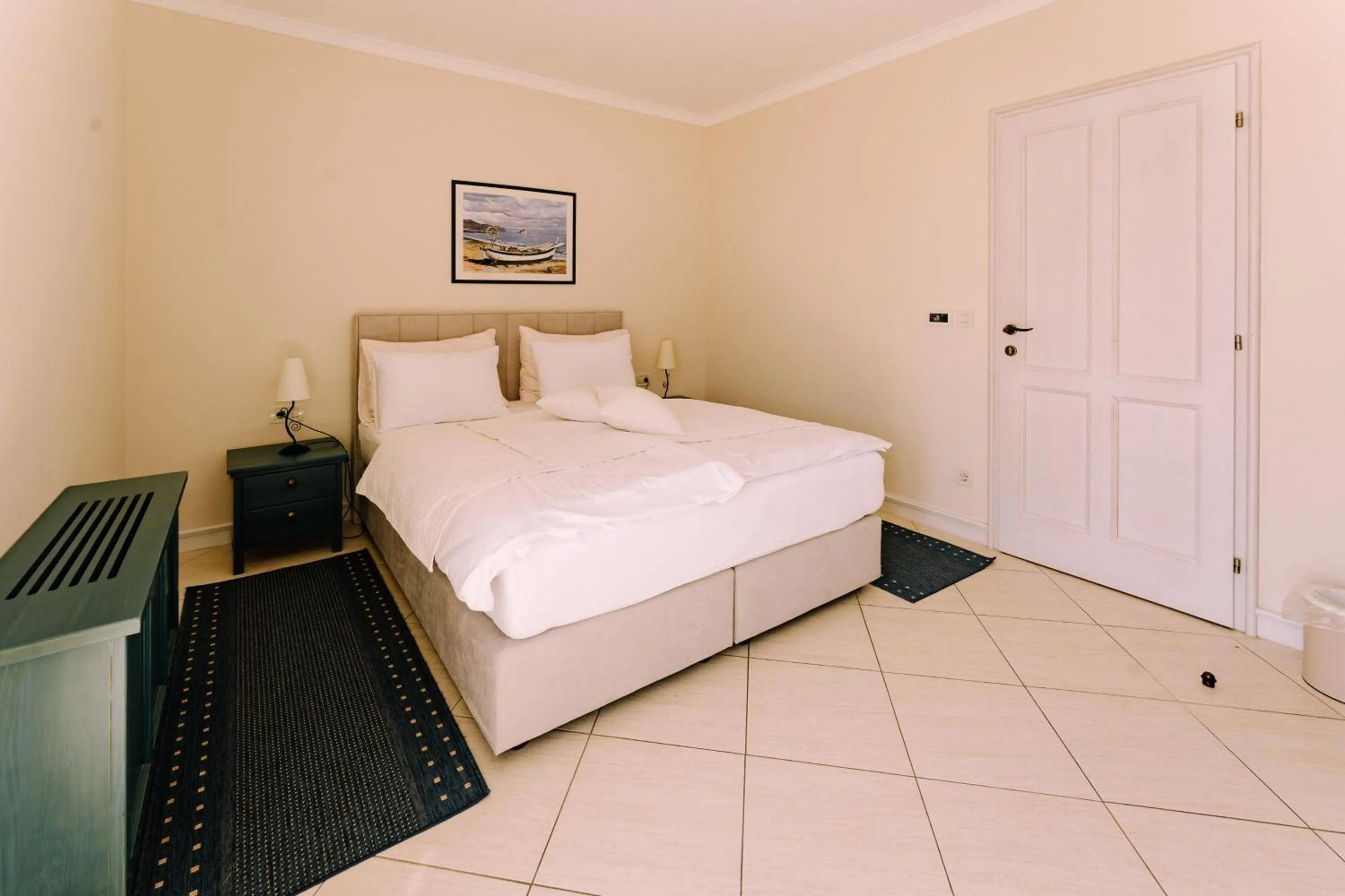 Bed in Hotel Abalone