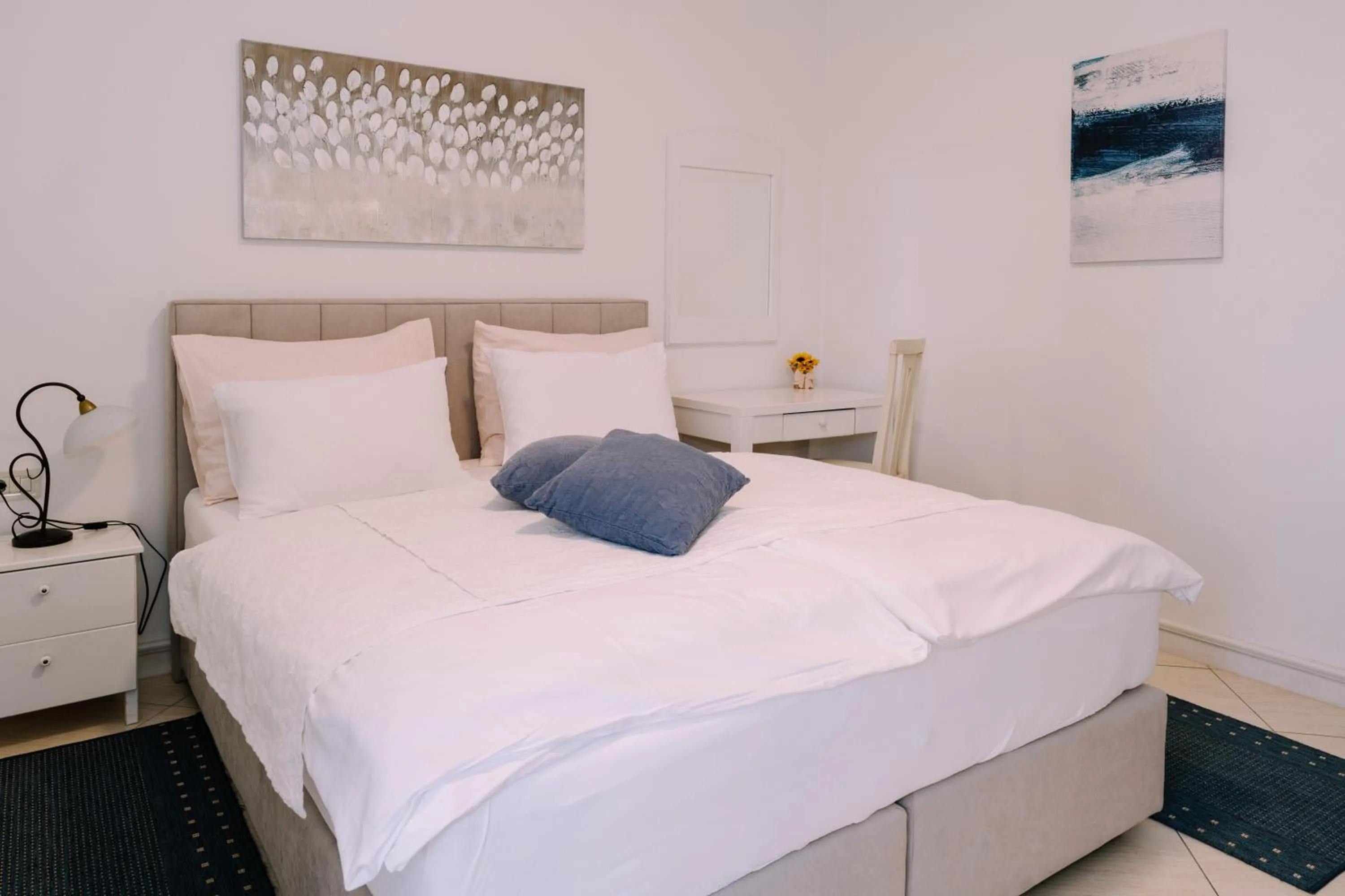 Bed in Hotel Abalone