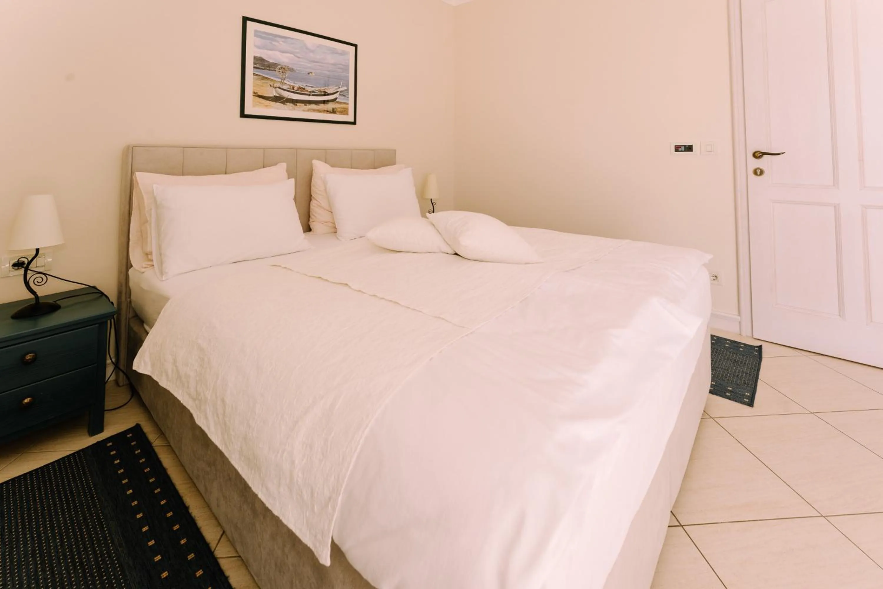 Bed in Hotel Abalone