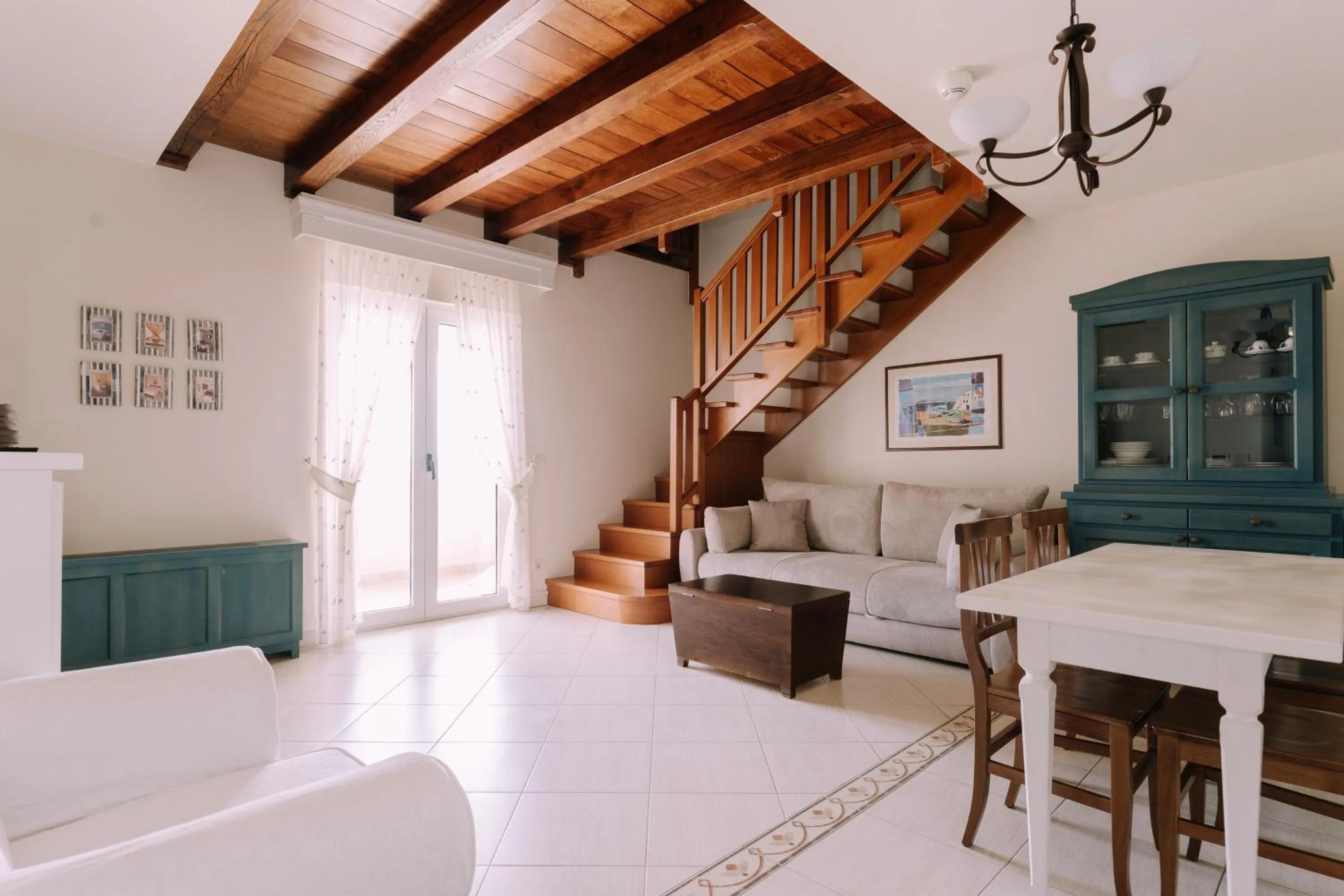 Living room in Hotel Abalone