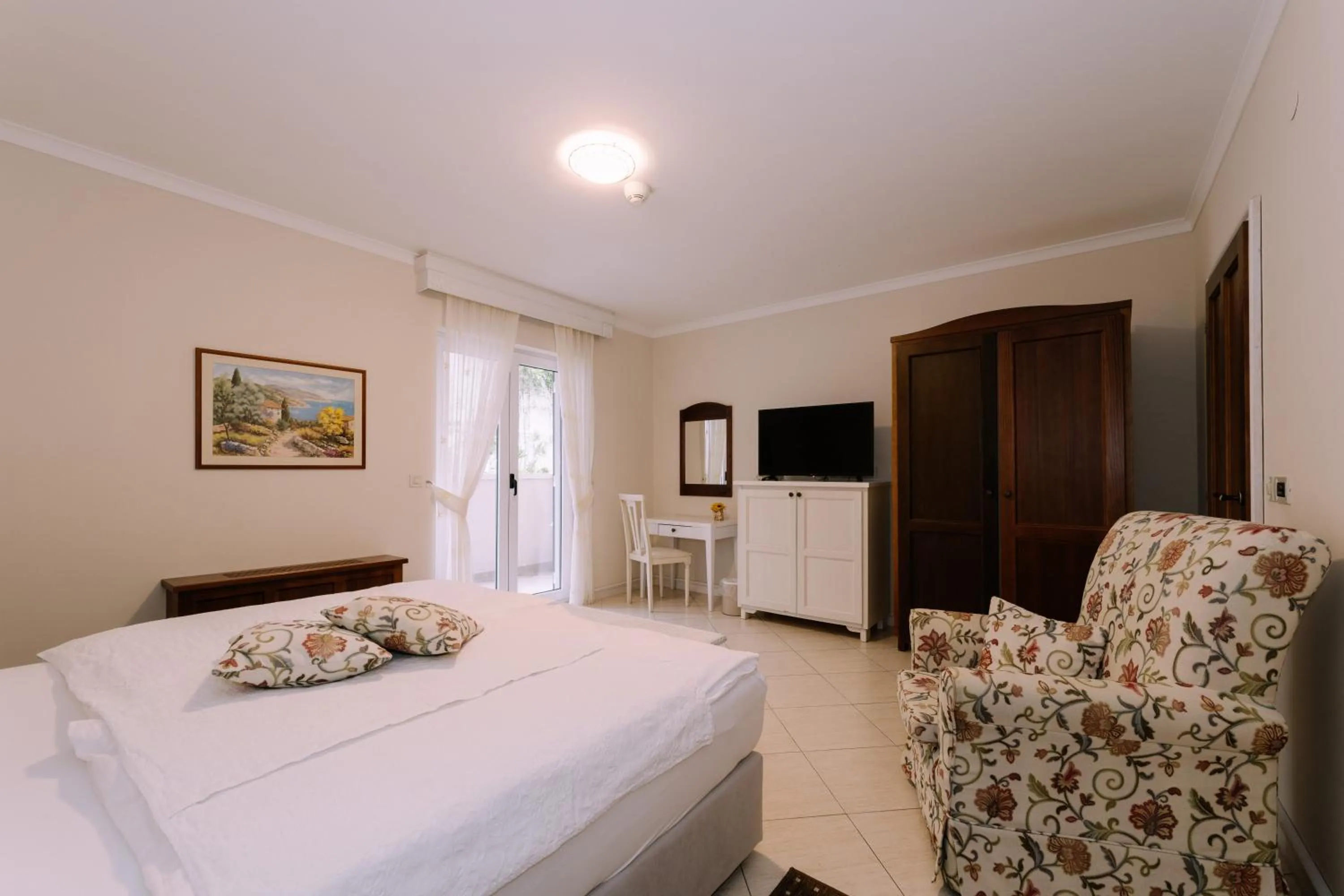 Bed in Hotel Abalone