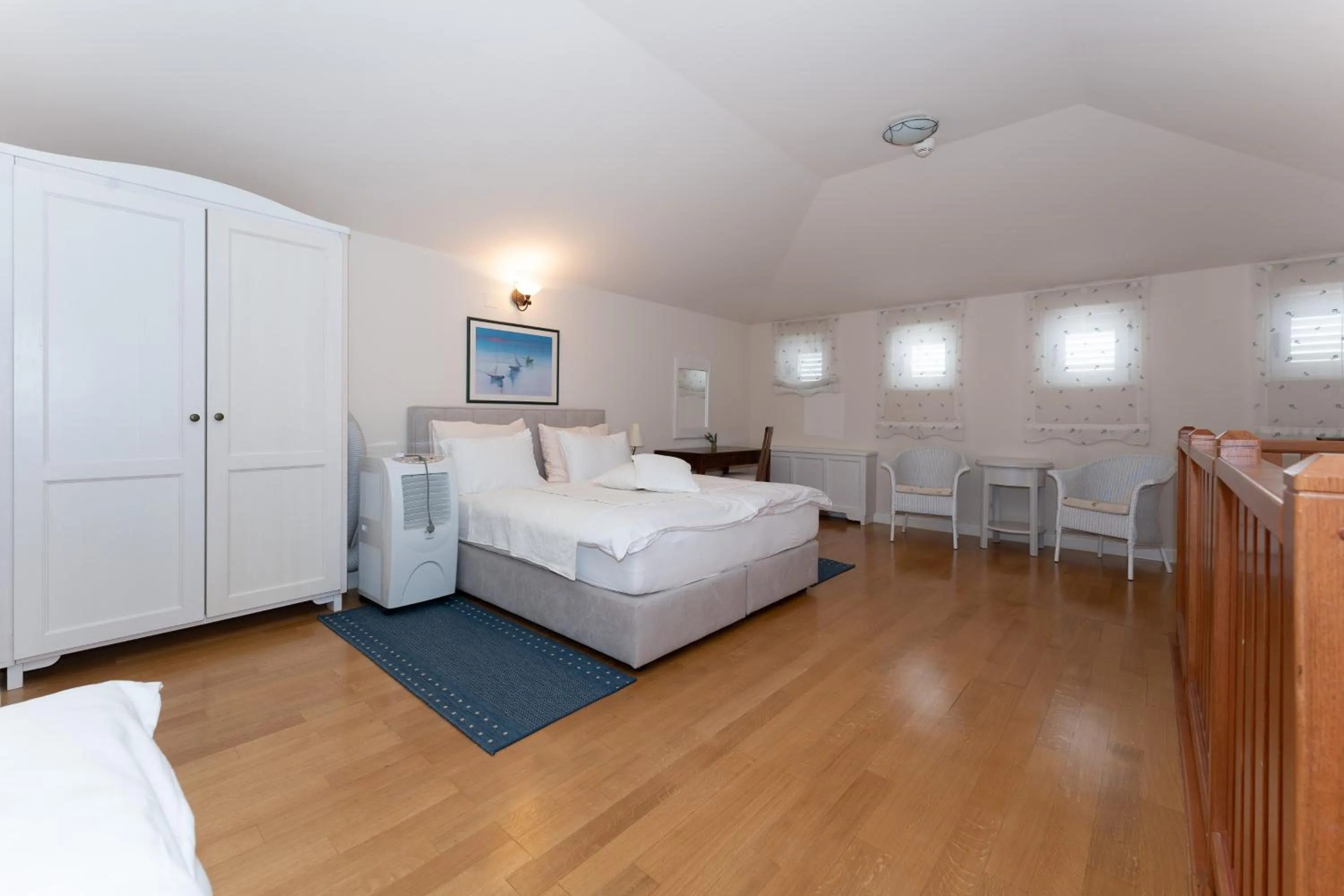 Bed in Hotel Abalone