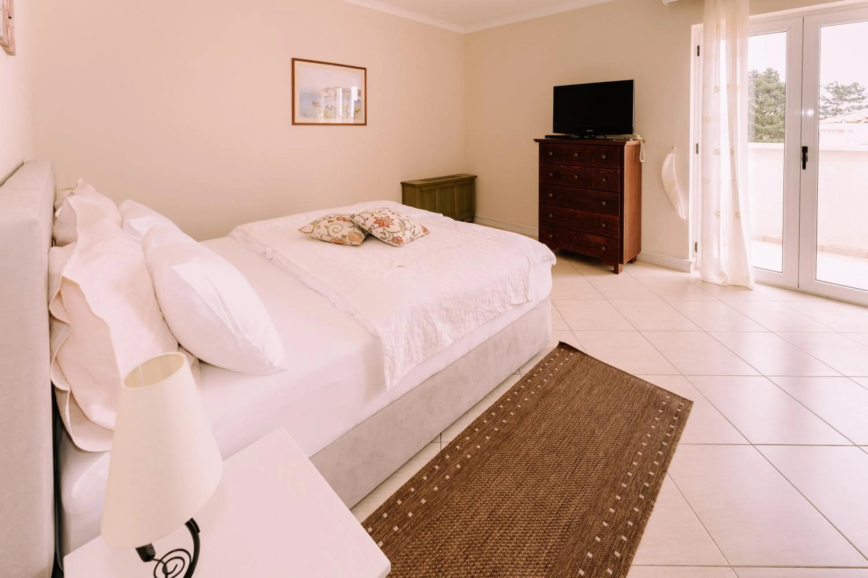 Bed in Hotel Abalone