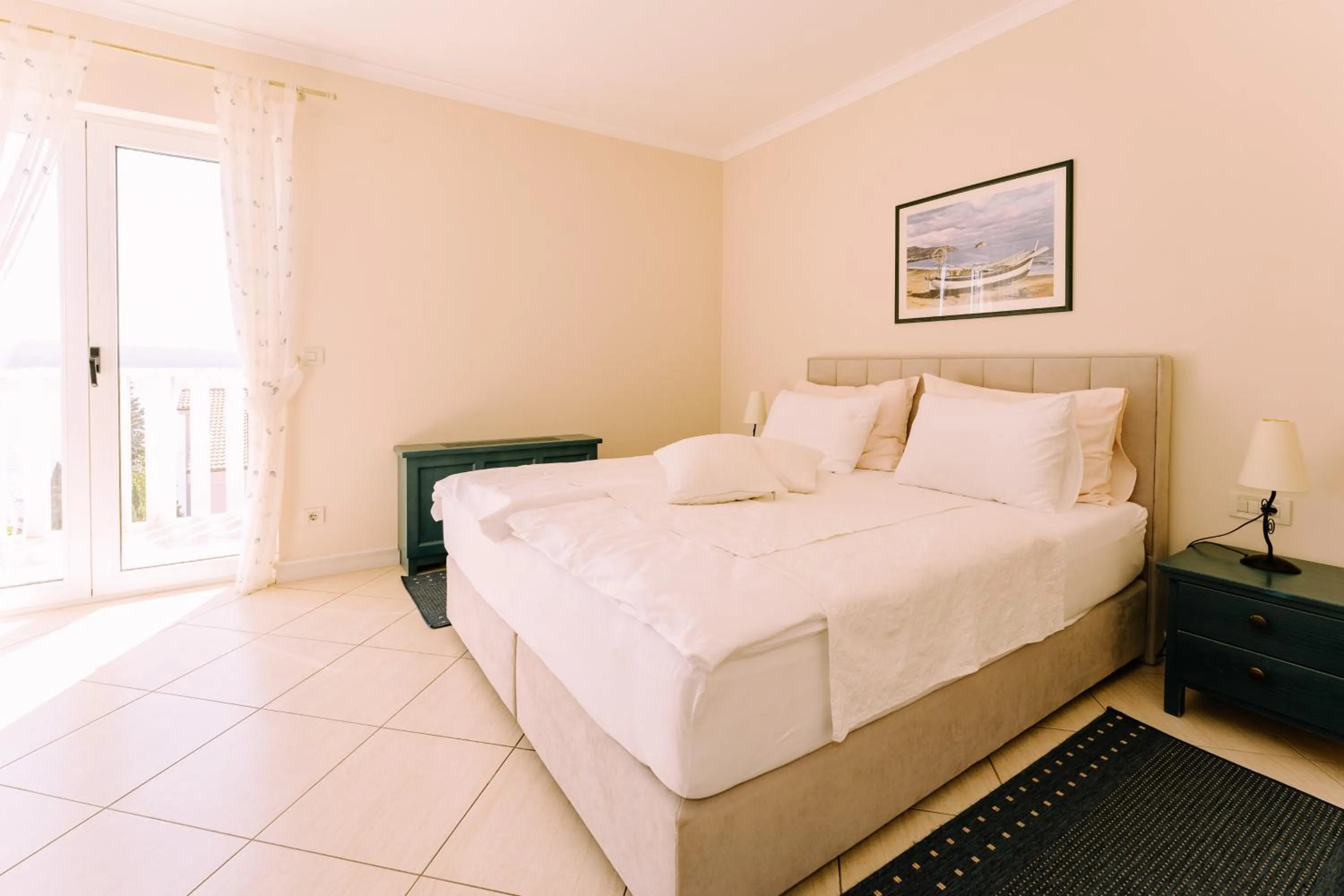 Bed in Hotel Abalone